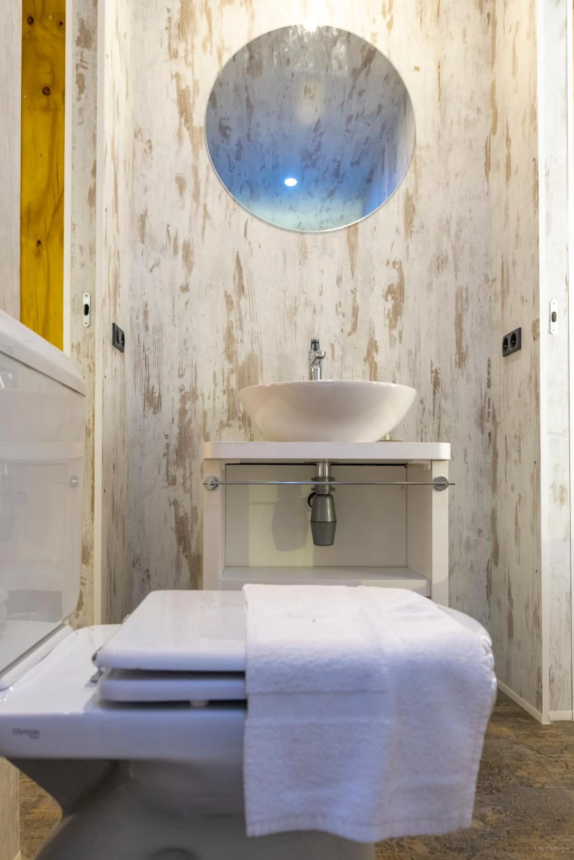 Bathroom in Camping Village Santapomata