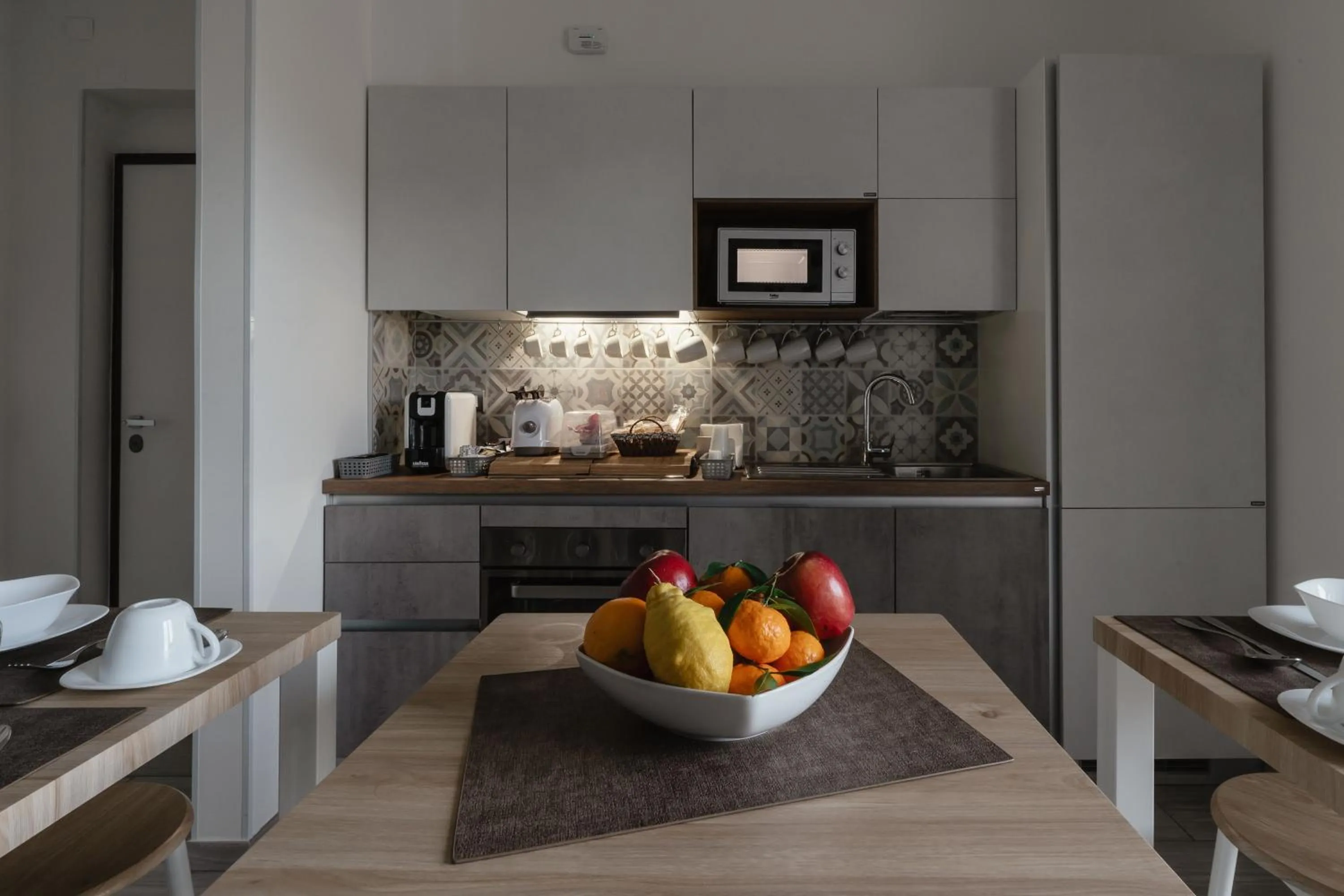 Breakfast in Zaro Suites B&B