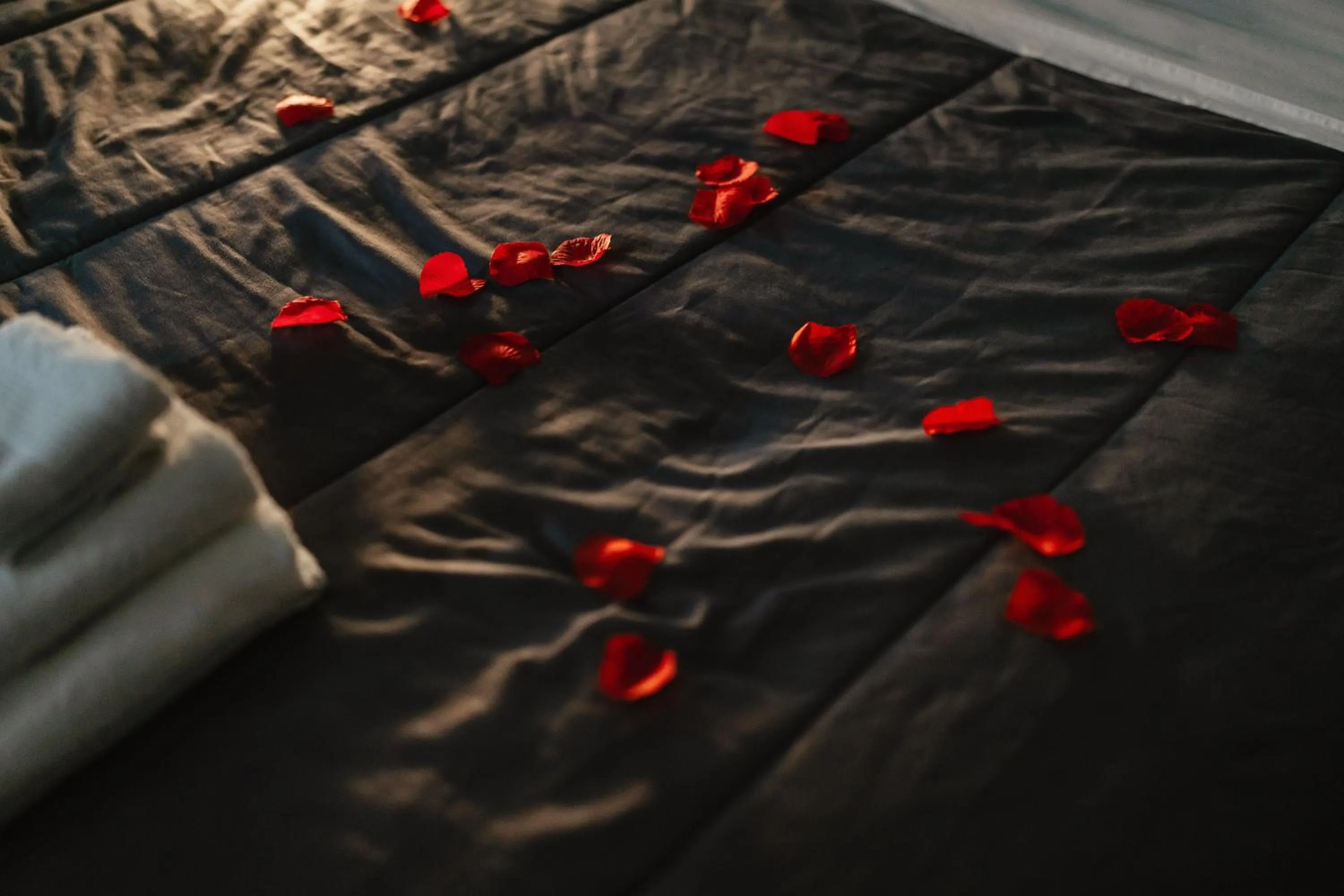 Decorative detail, Bed in Zaro Suites B&B