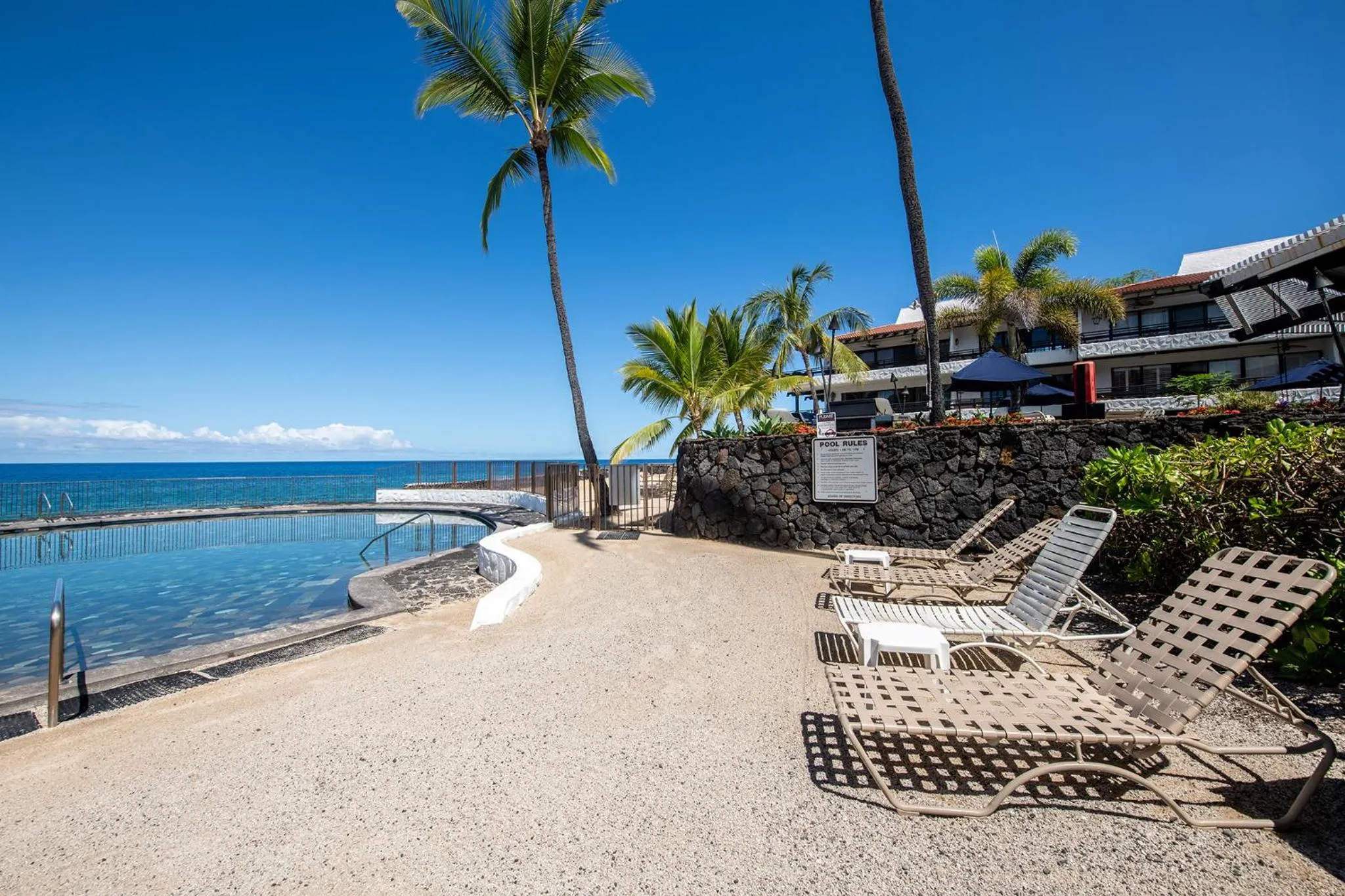 Pool view in Lea Casa at Casa de Emdeko
