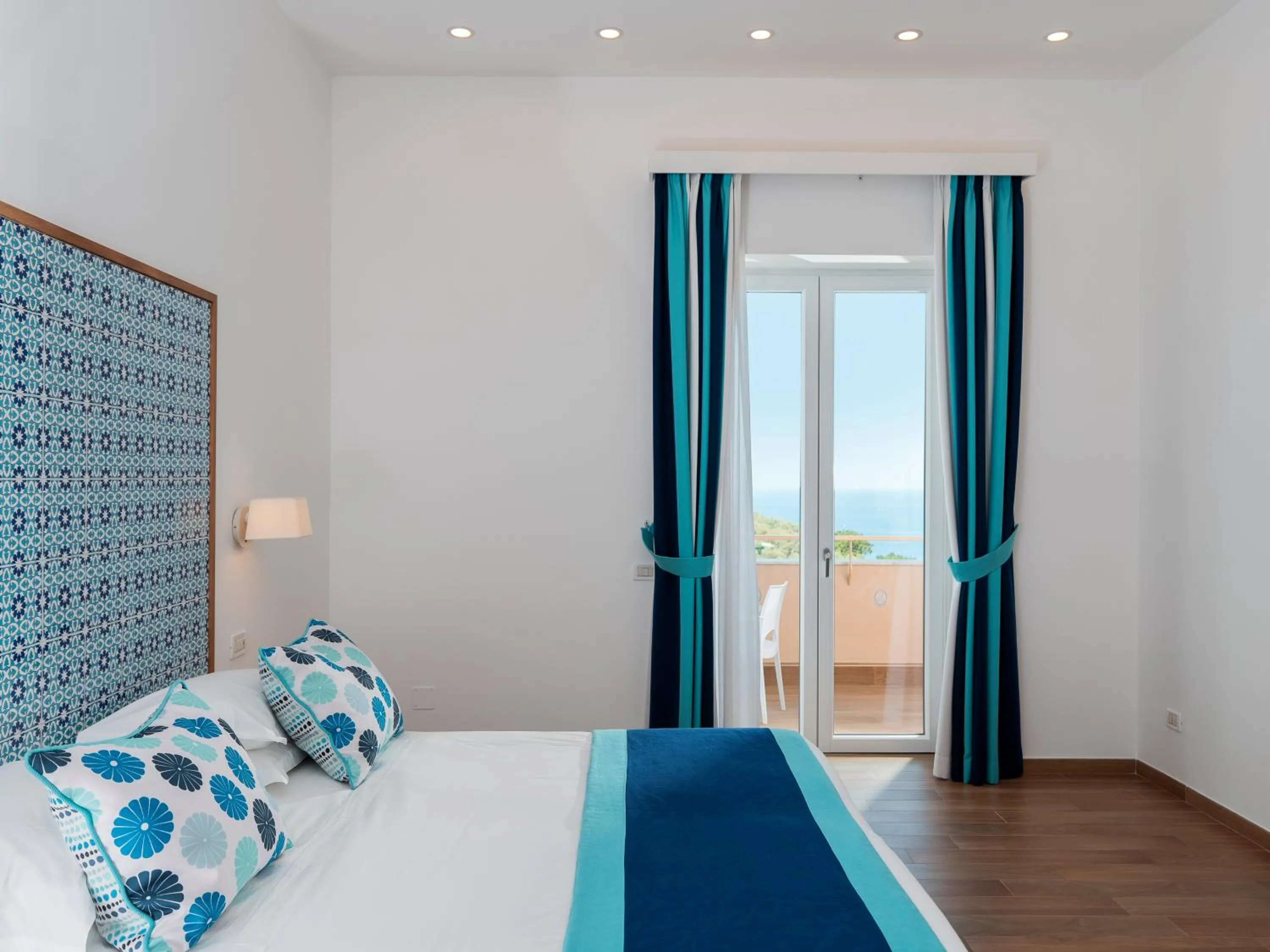 Bedroom, Bed in Hotel Miramare