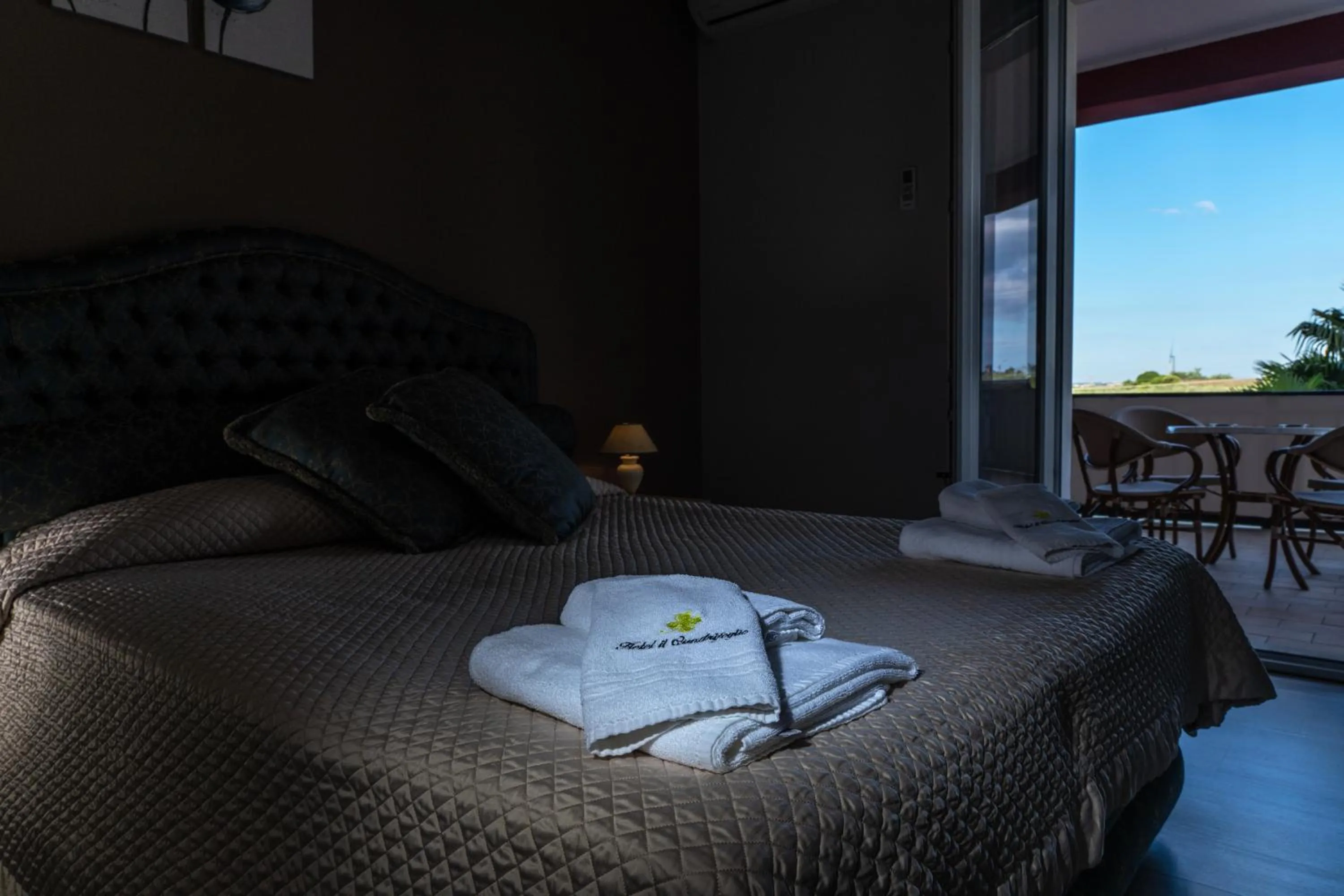 Bed in Hotel Il Quadrifoglio