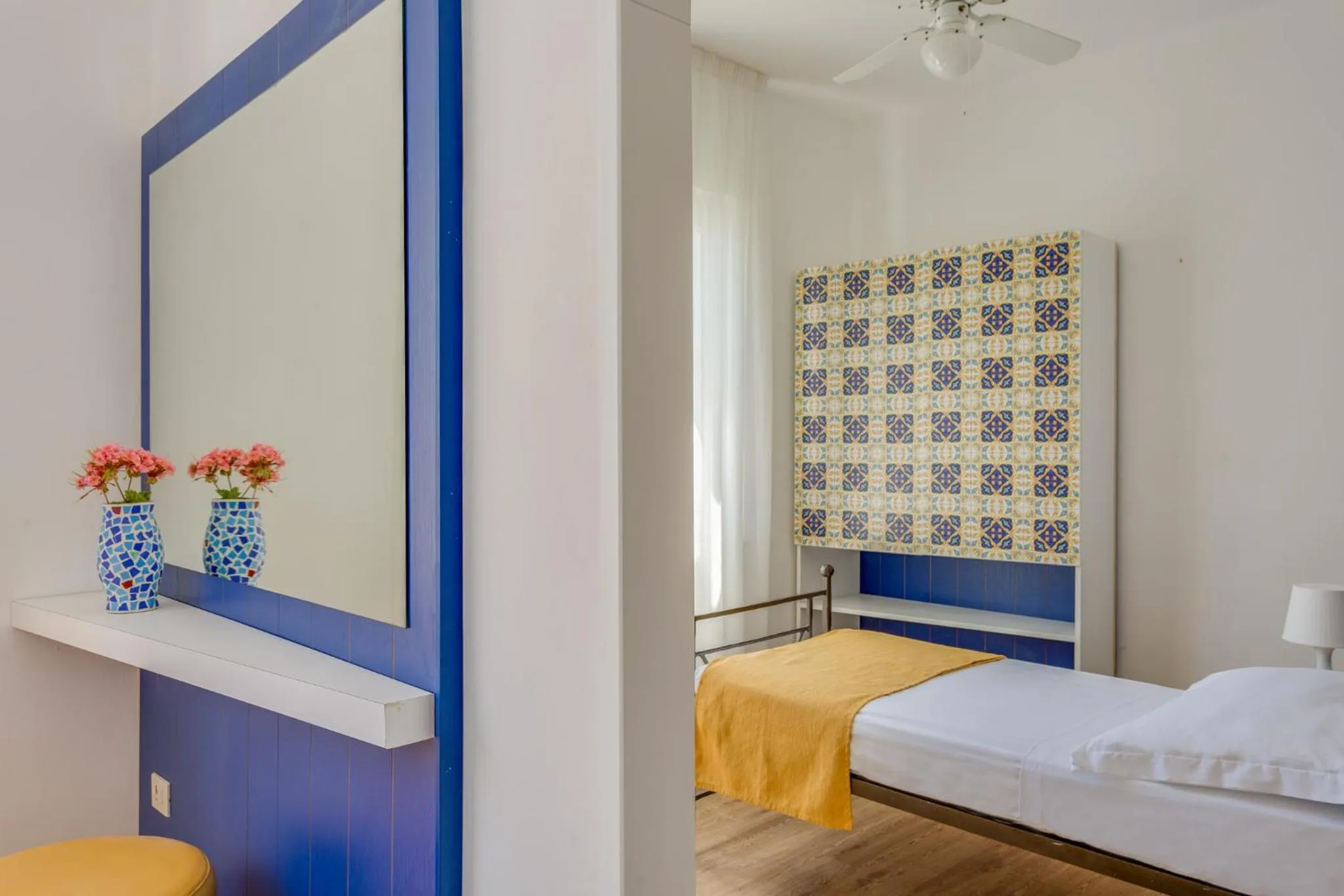 Photo of the whole room, Bed in Hotel Torre Dei Borboni