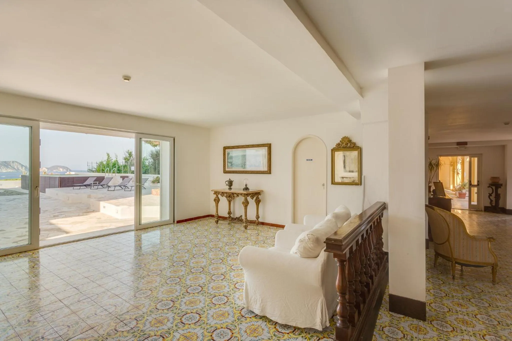 Lobby or reception in Hotel Torre Dei Borboni