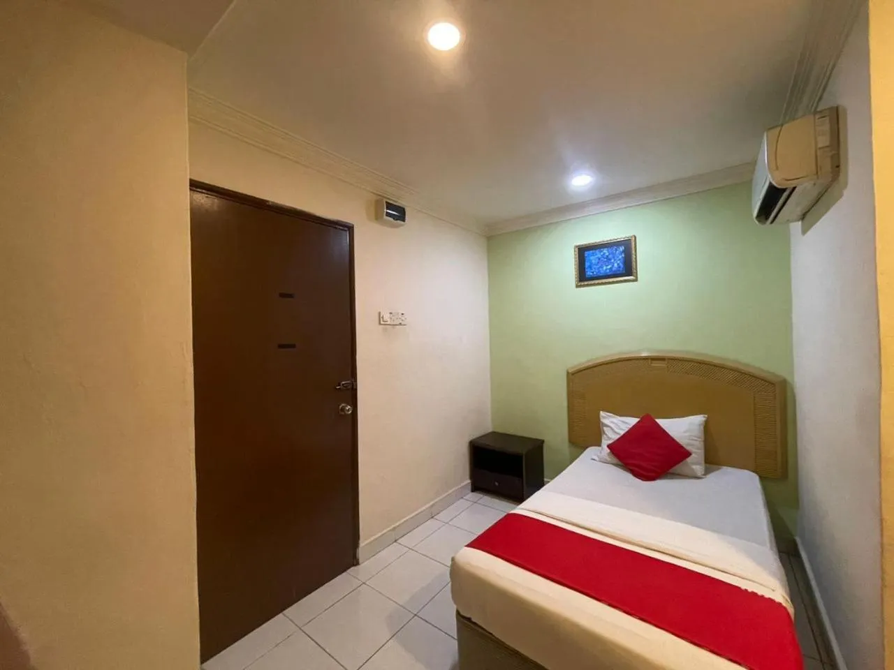 HOTEL SAHARA INN BATU CAVES