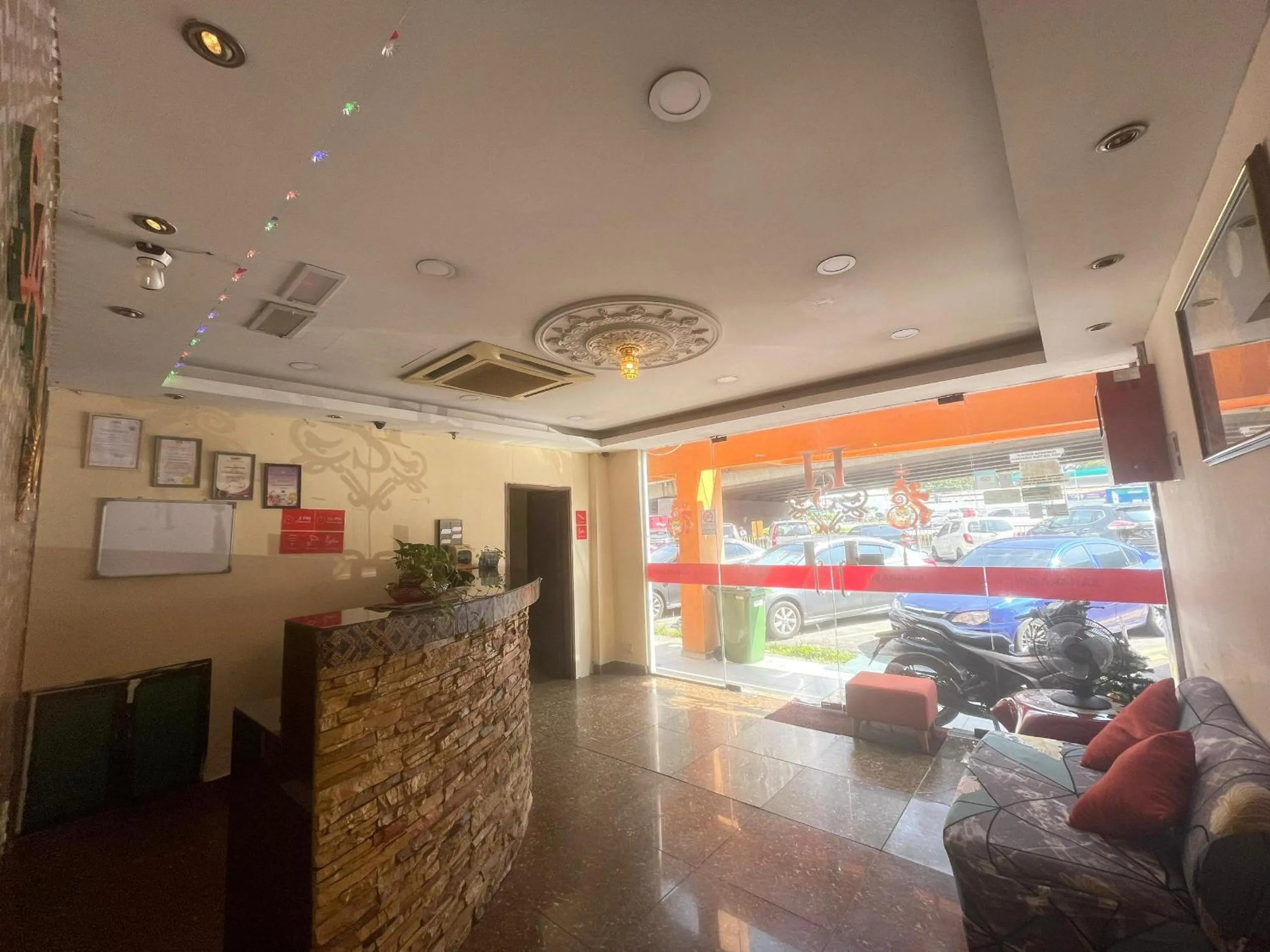 Lobby or reception in HOTEL SAHARA INN BATU CAVES