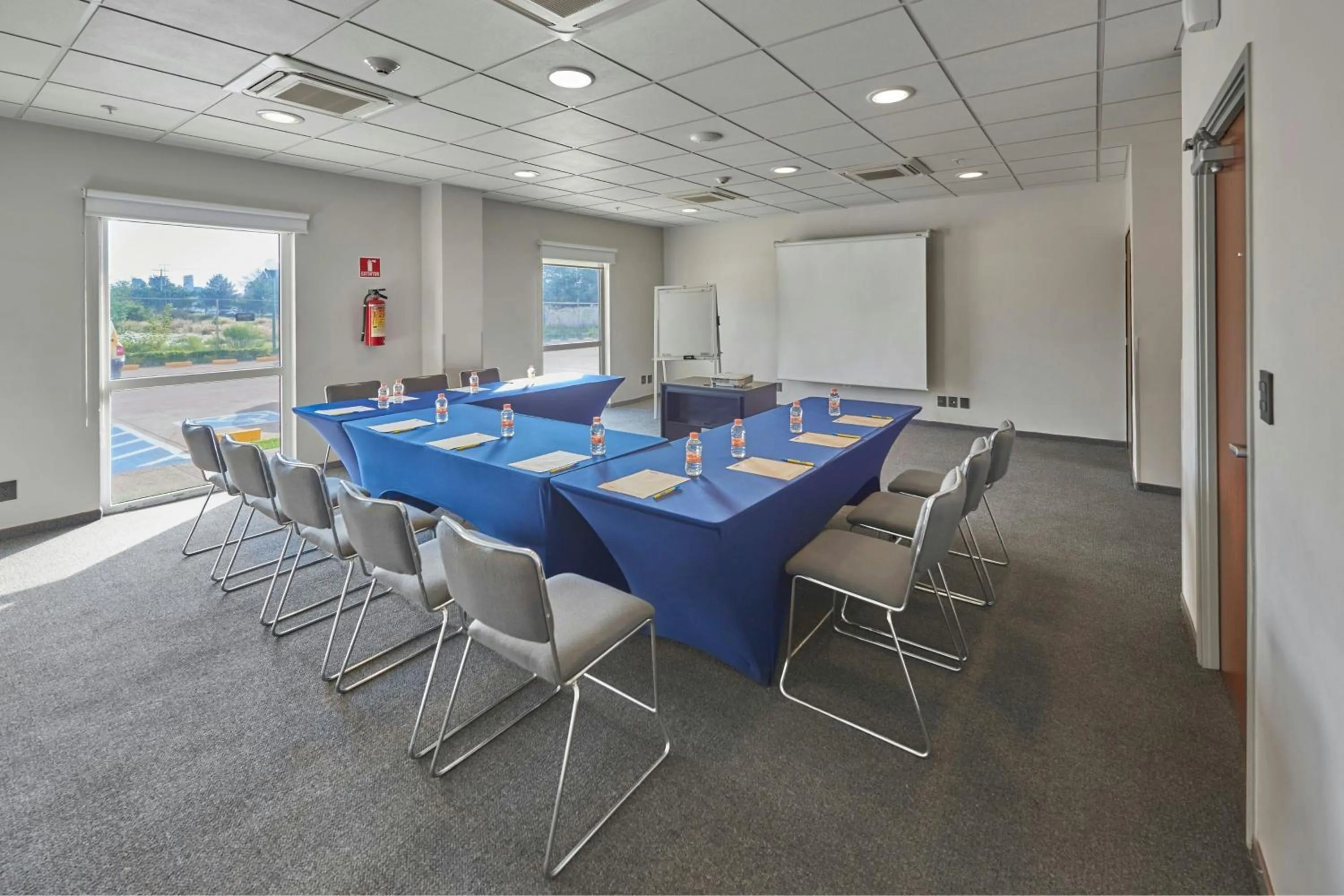 Meeting/conference room in City Express by Marriott Cananea