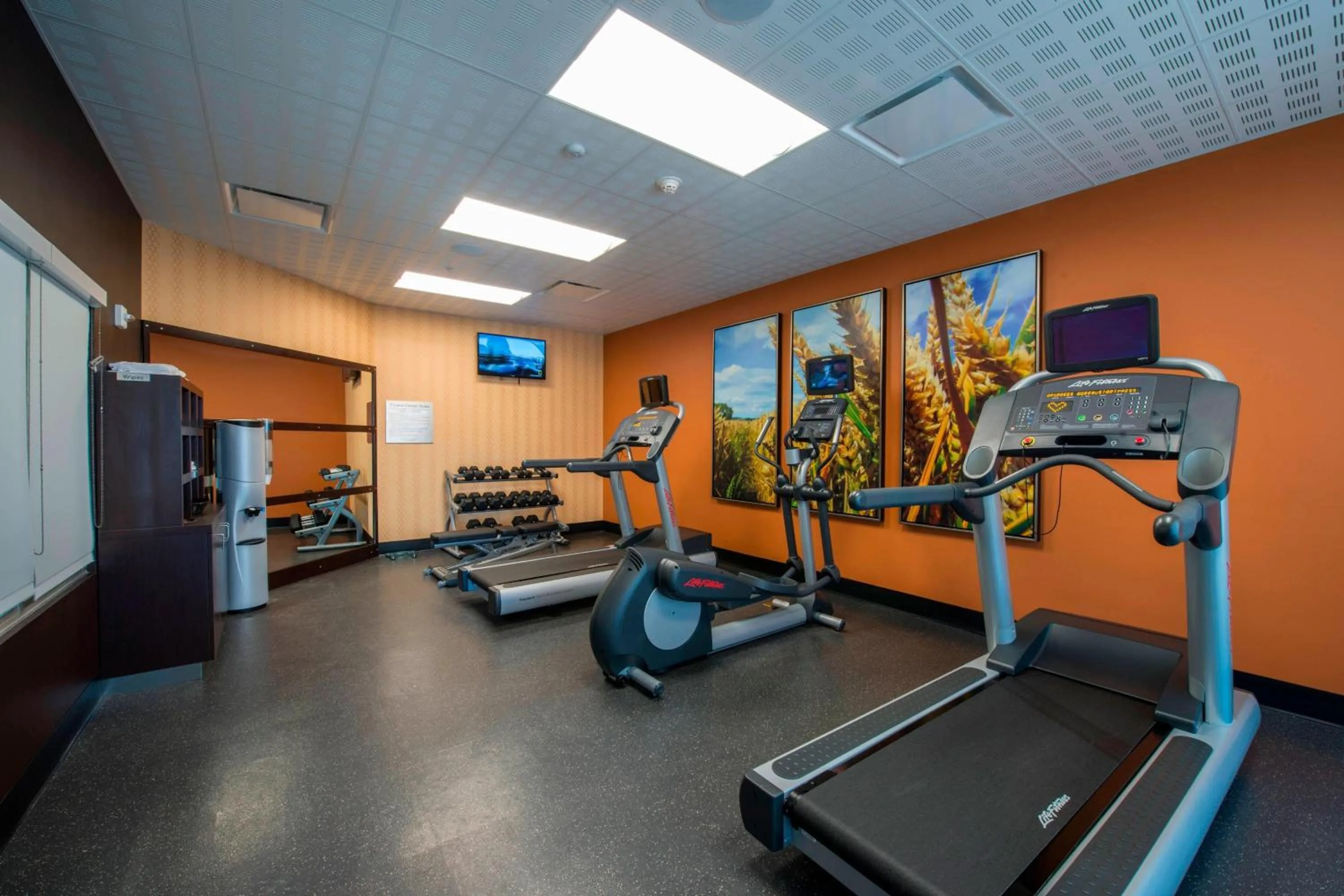 Fitness centre/facilities in Courtyard by Marriott Columbus
