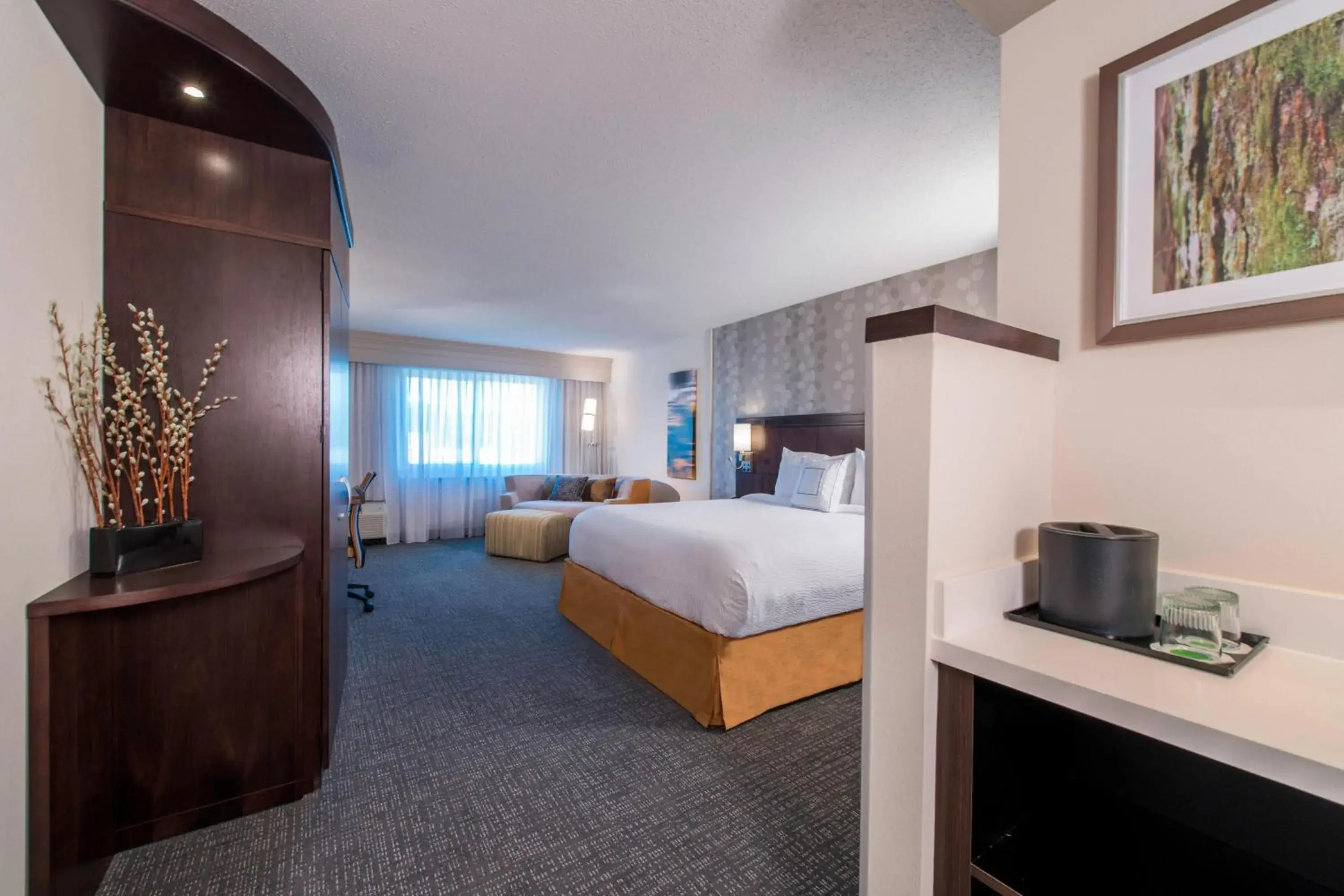 King Room in Courtyard by Marriott Columbus King Room in Courtyard by Marriott Columbus