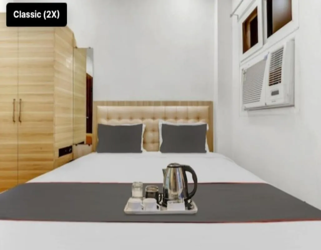 Coffee/tea facilities, Bed in Shri Tirupati Residency