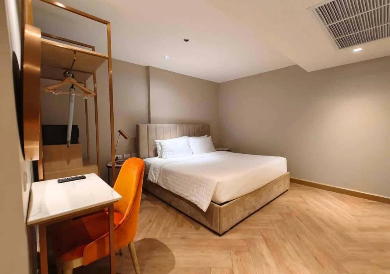 Bed in Away Bangkok Riverside Kene