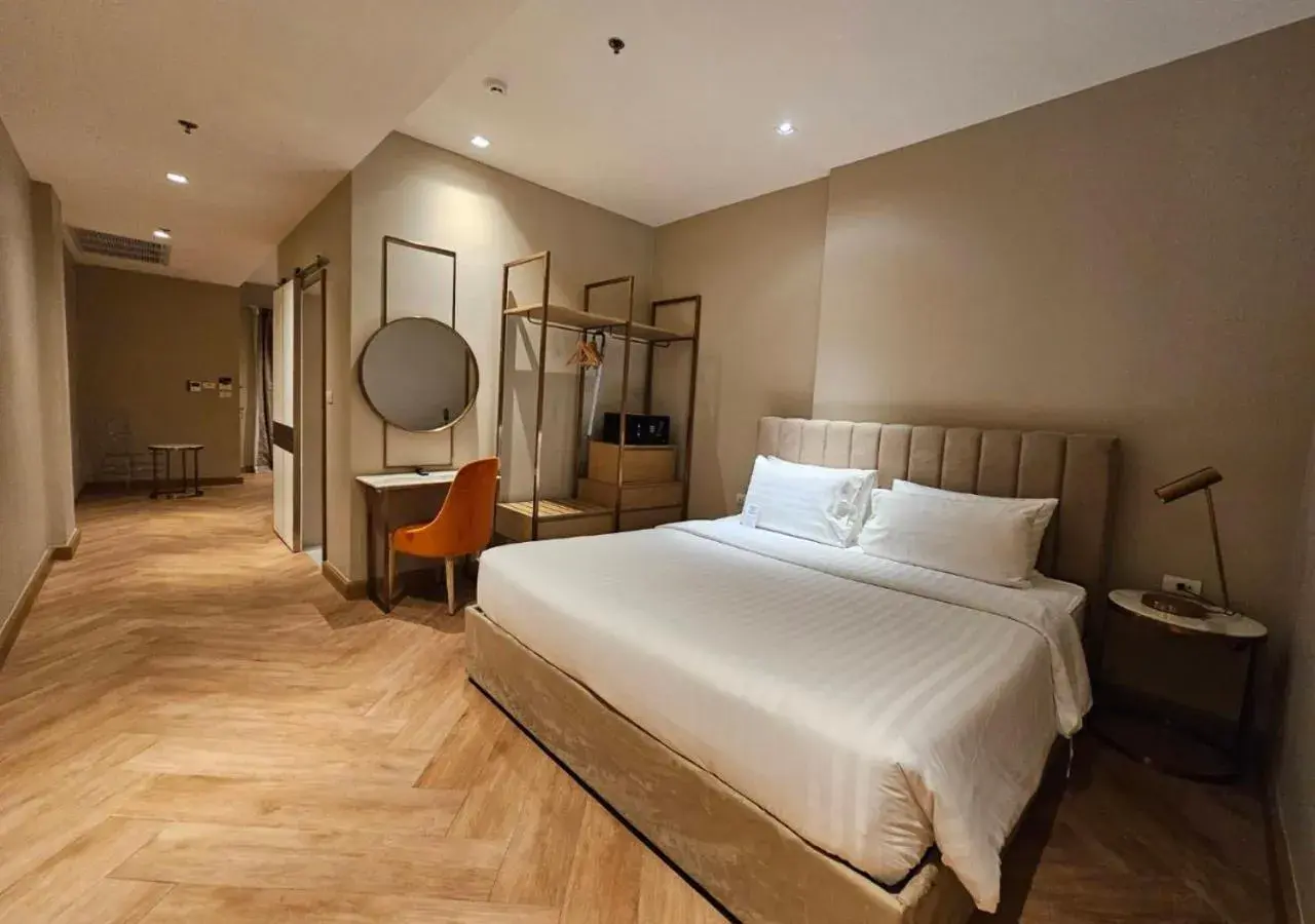 Standard King Room in Away Bangkok Riverside Kene Standard King Room in Away Bangkok Riverside Kene