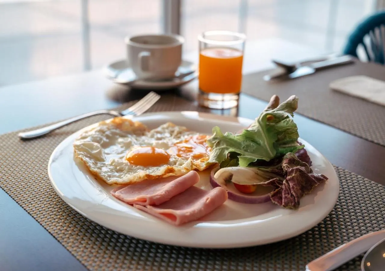 Breakfast in Away Bangkok Riverside Kene