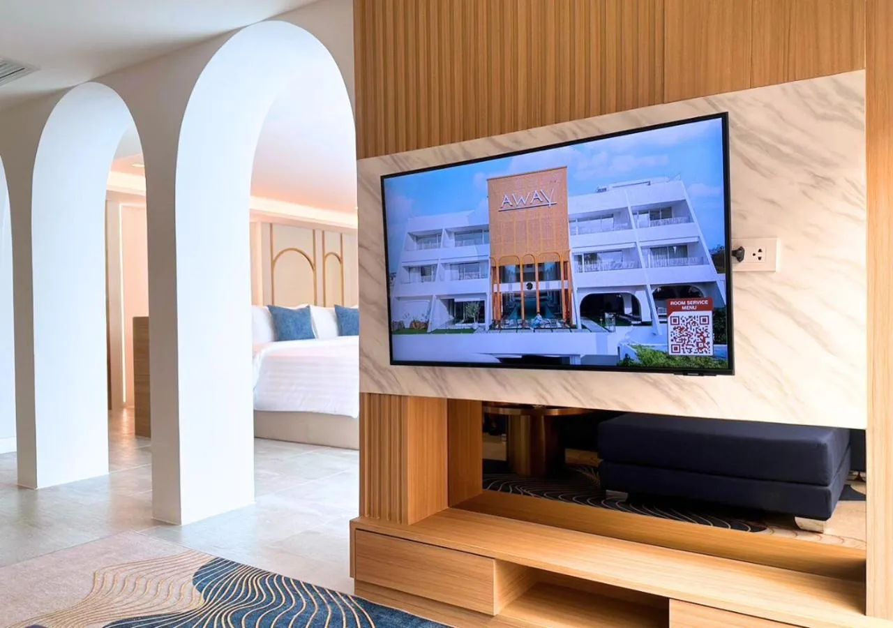 TV and multimedia in Away Bangkok Riverside Kene