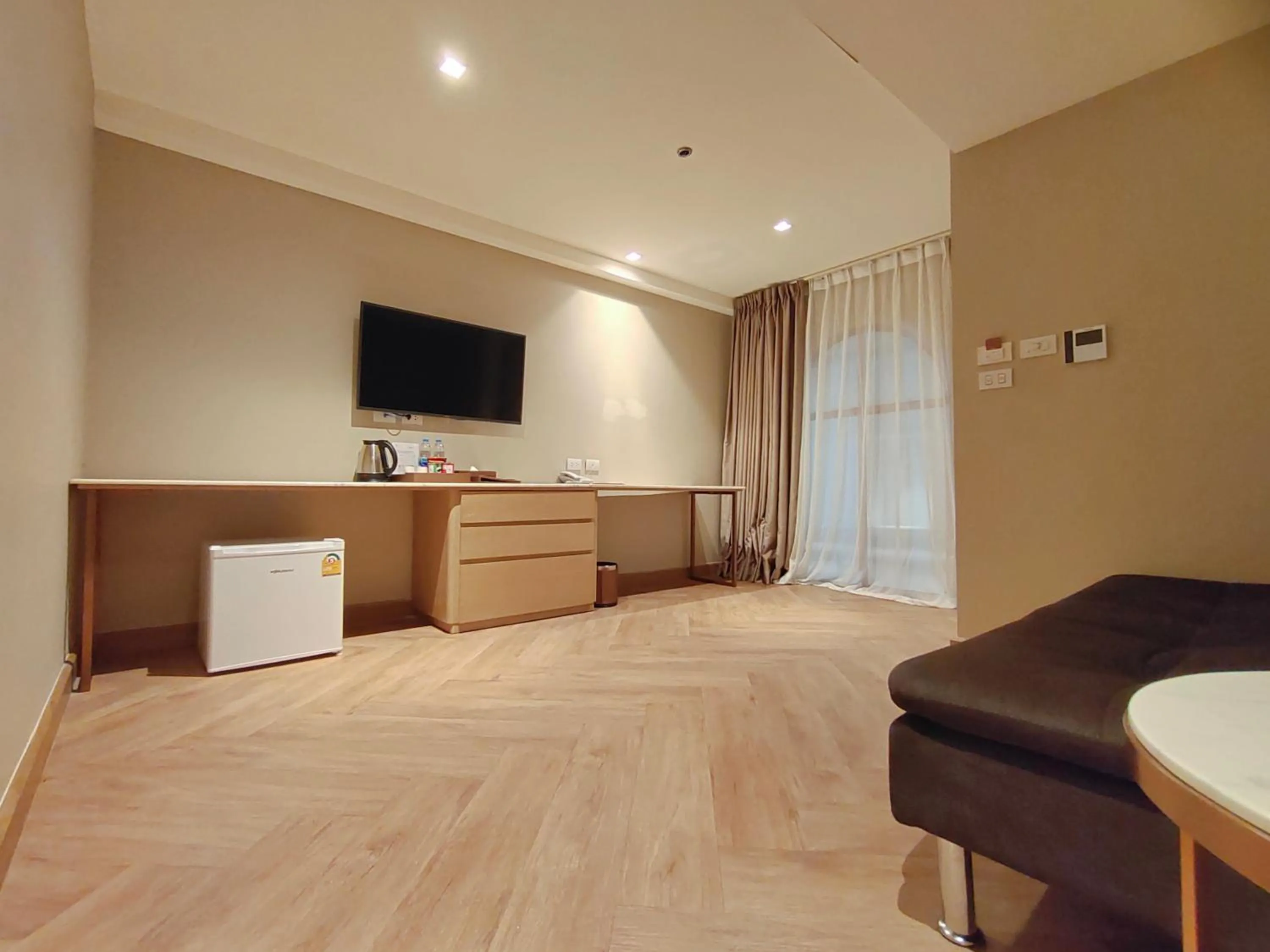 TV and multimedia in Away Bangkok Riverside Kene