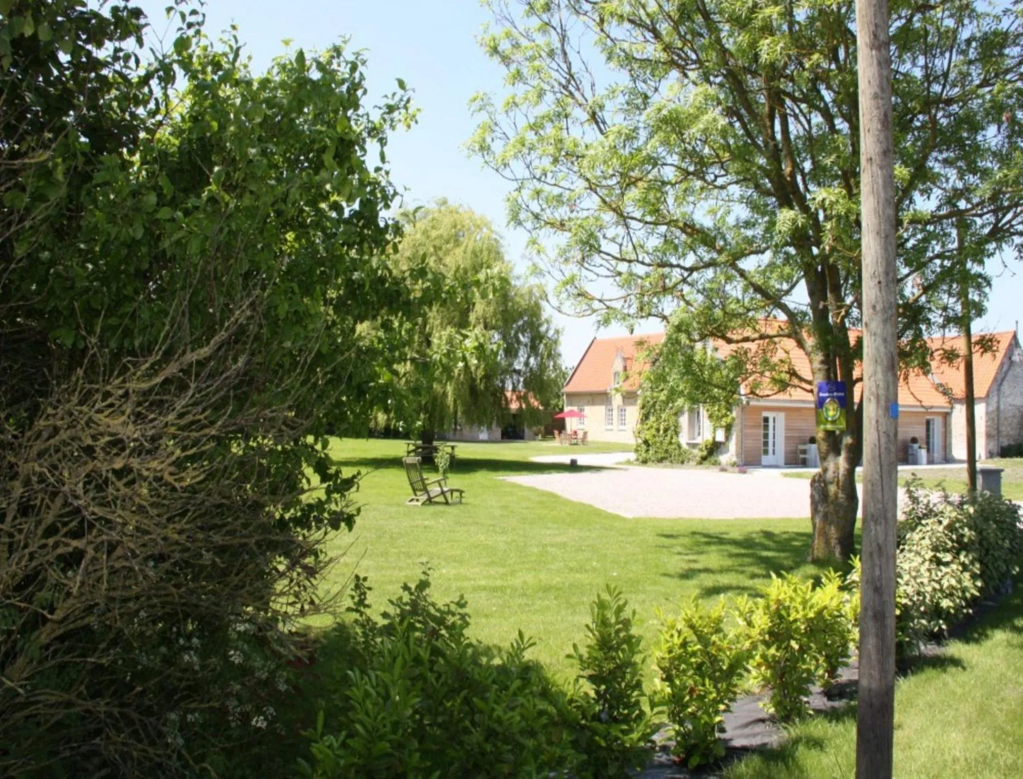 Facade/entrance in La Haute Muraille