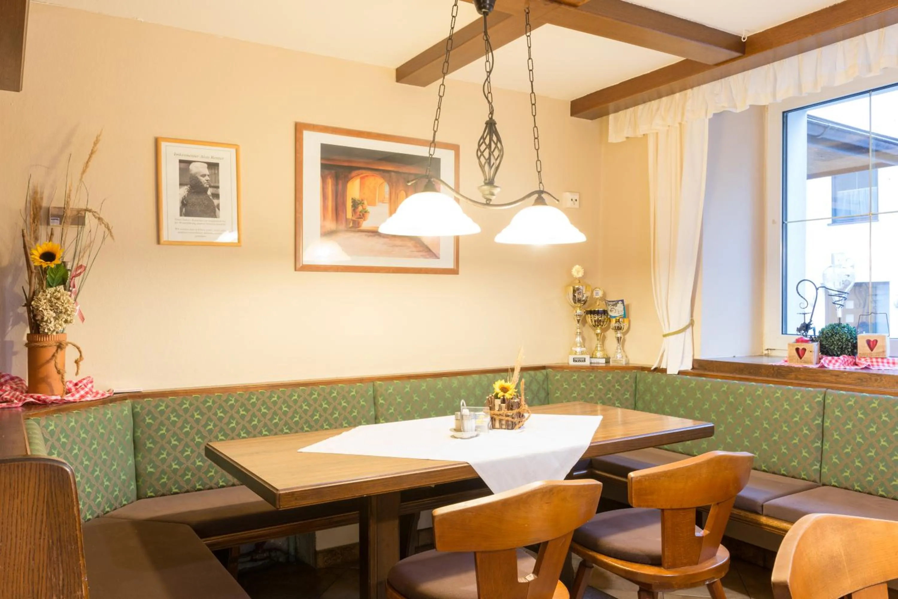 Restaurant/places to eat in Kirchenwirt Irrsdorf Familie Schinwald