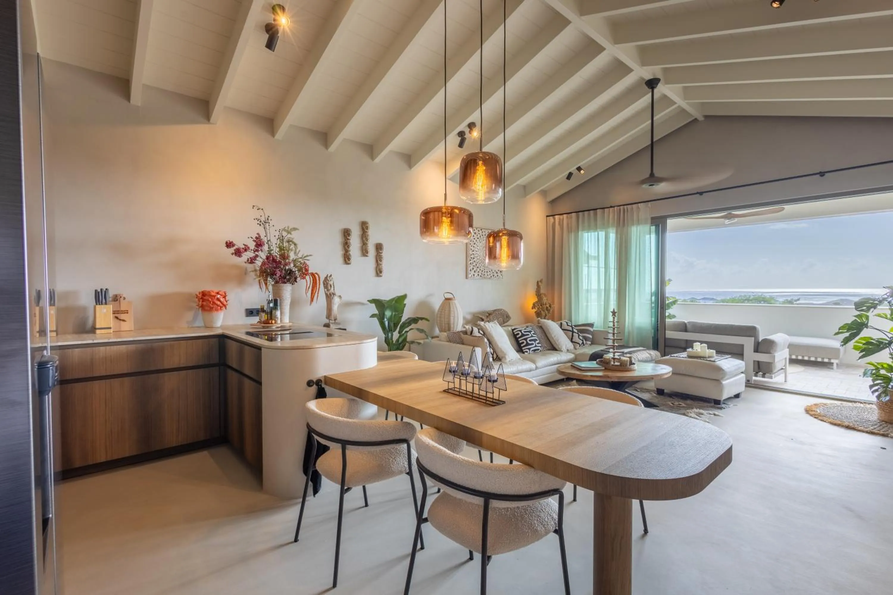 The Reef - Blue Bay Golf & Beach Resort