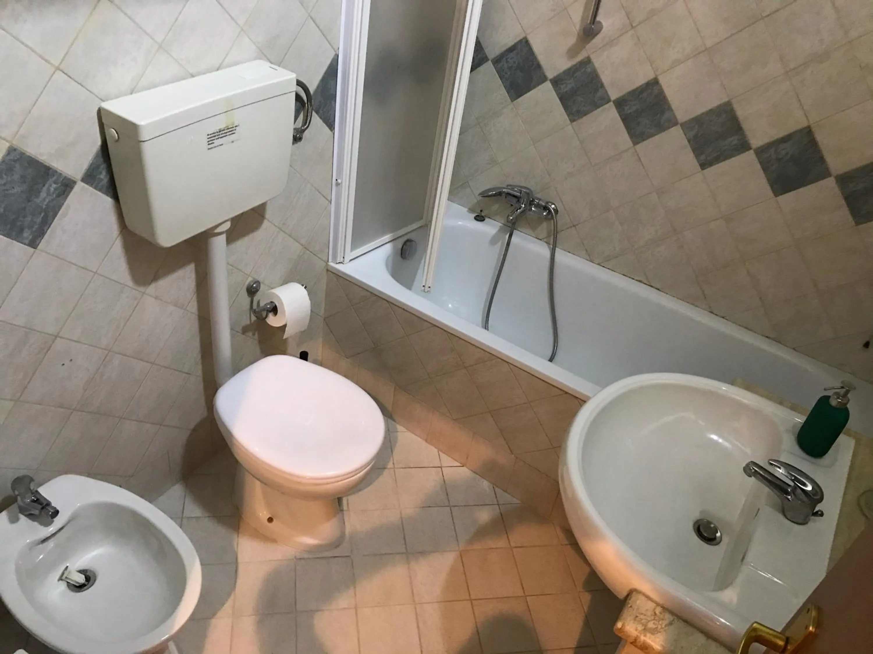 Bathroom in Case Così Apartments - Napoli