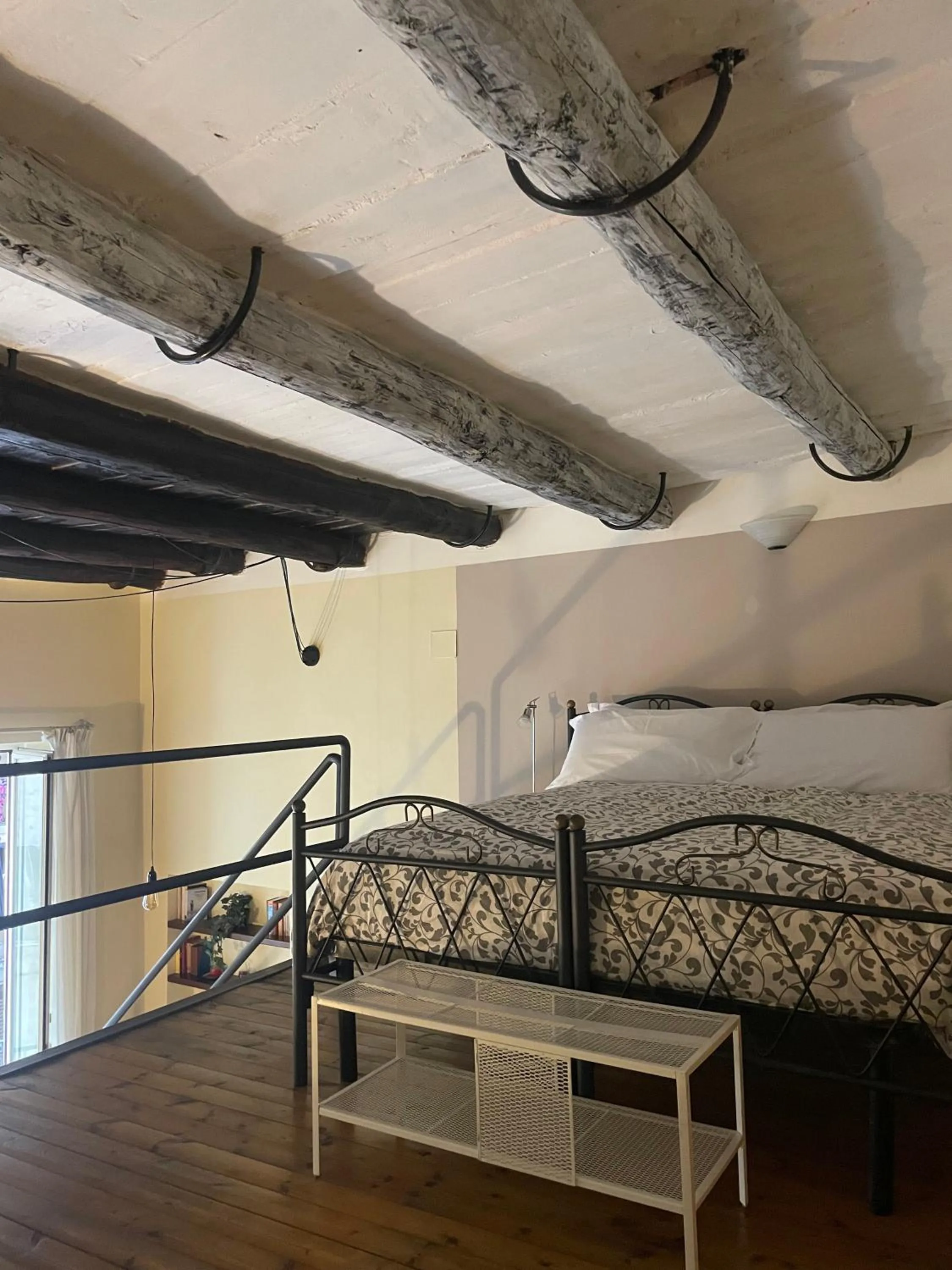 Bedroom, Bed in Case Così Apartments - Napoli