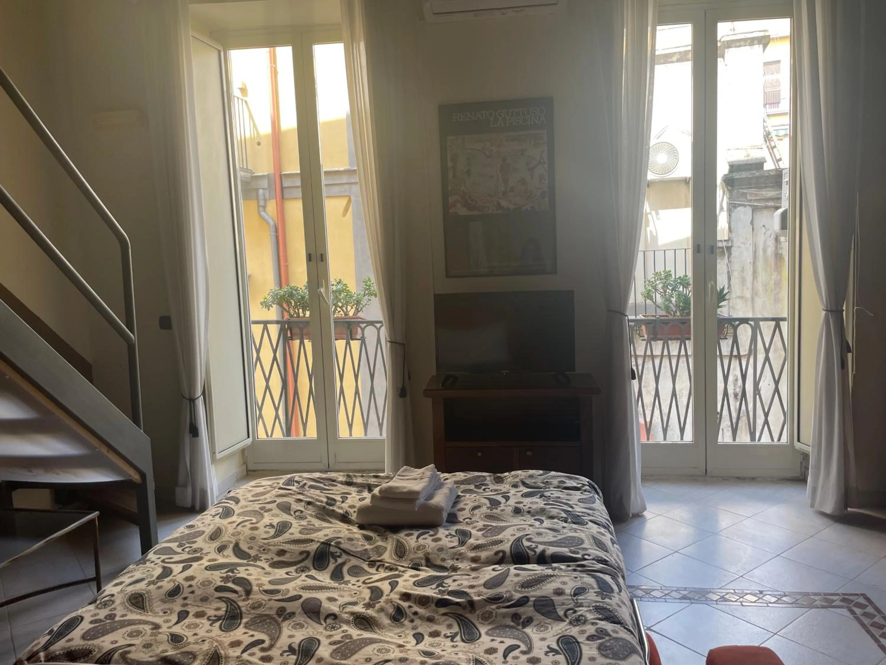 Bed in Case Così Apartments - Napoli