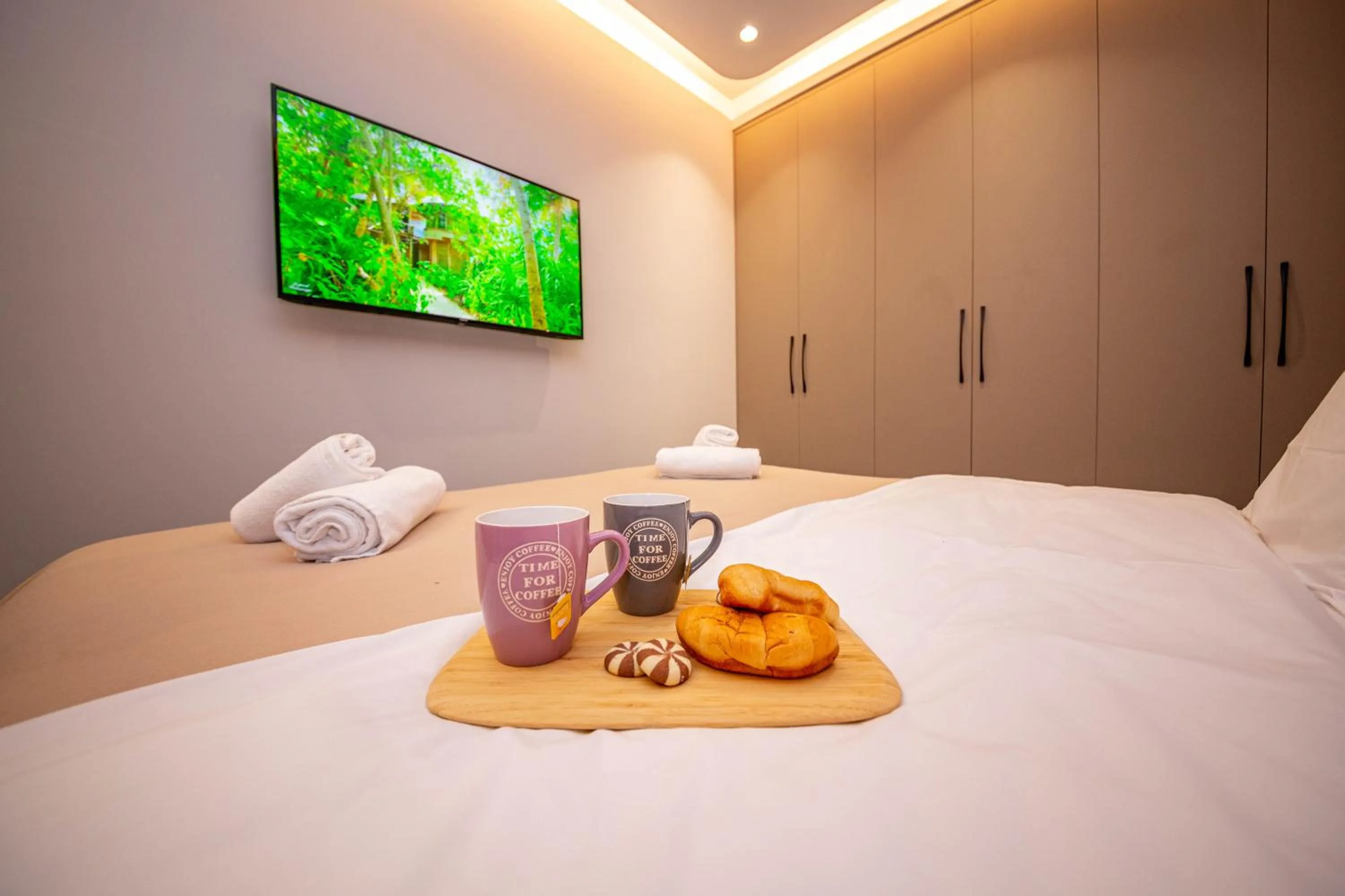 Coffee/tea facilities, Bed in Blloku Unique Apartments