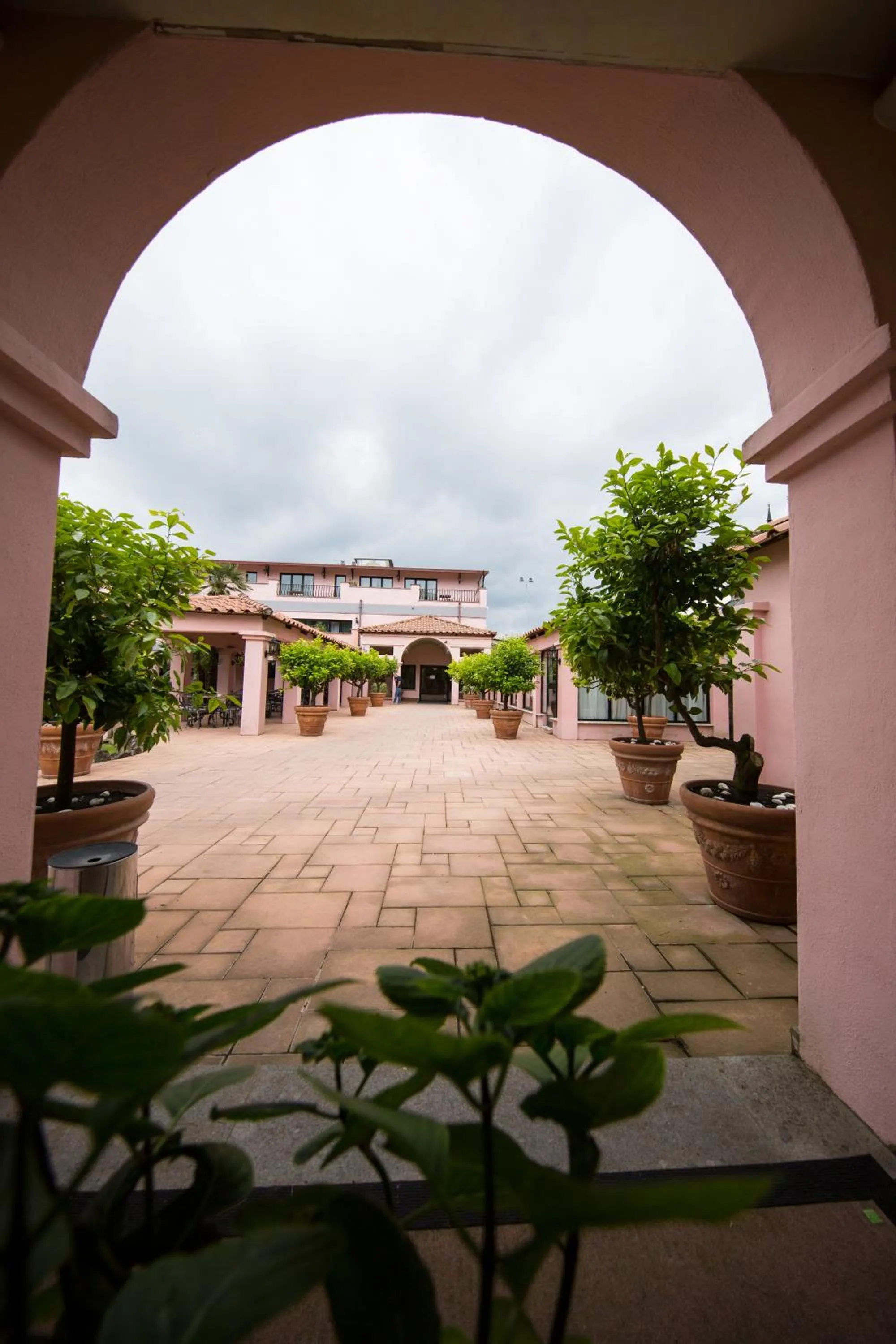 Facade/entrance in Mancini Park Hotel