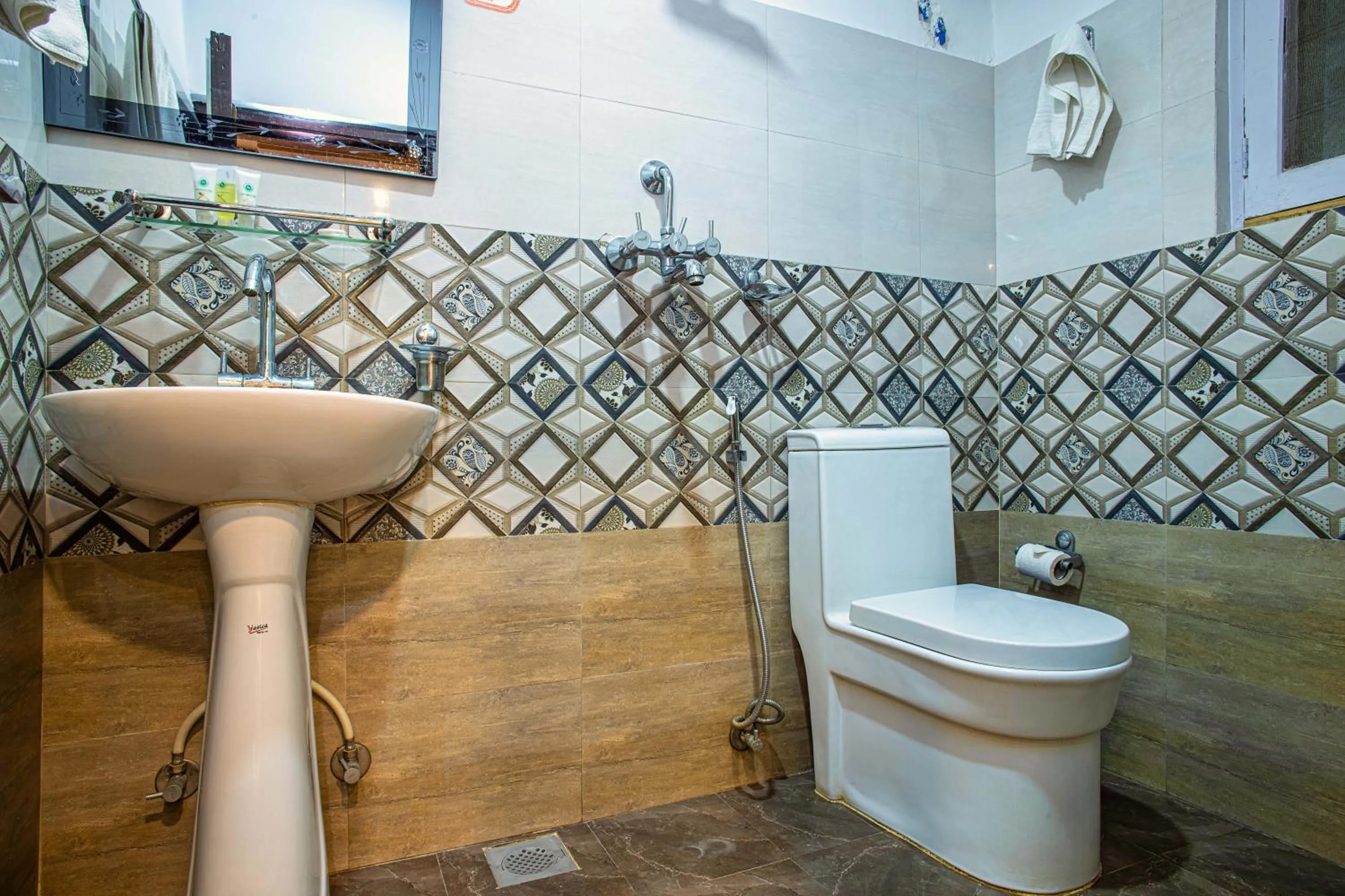 Toilet in Hotel BnB Mhepi