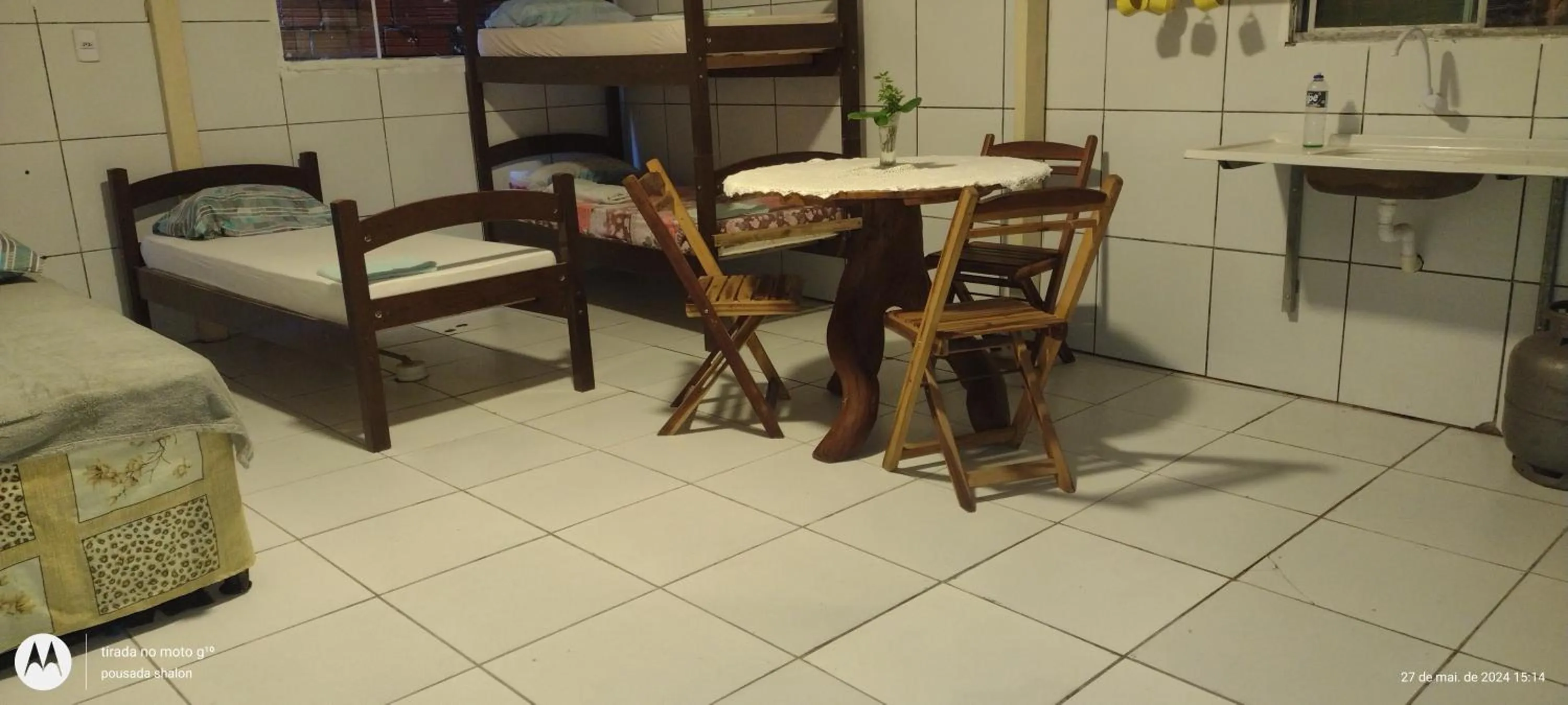 Family Room with Private Bathroom in Pousada Shalom