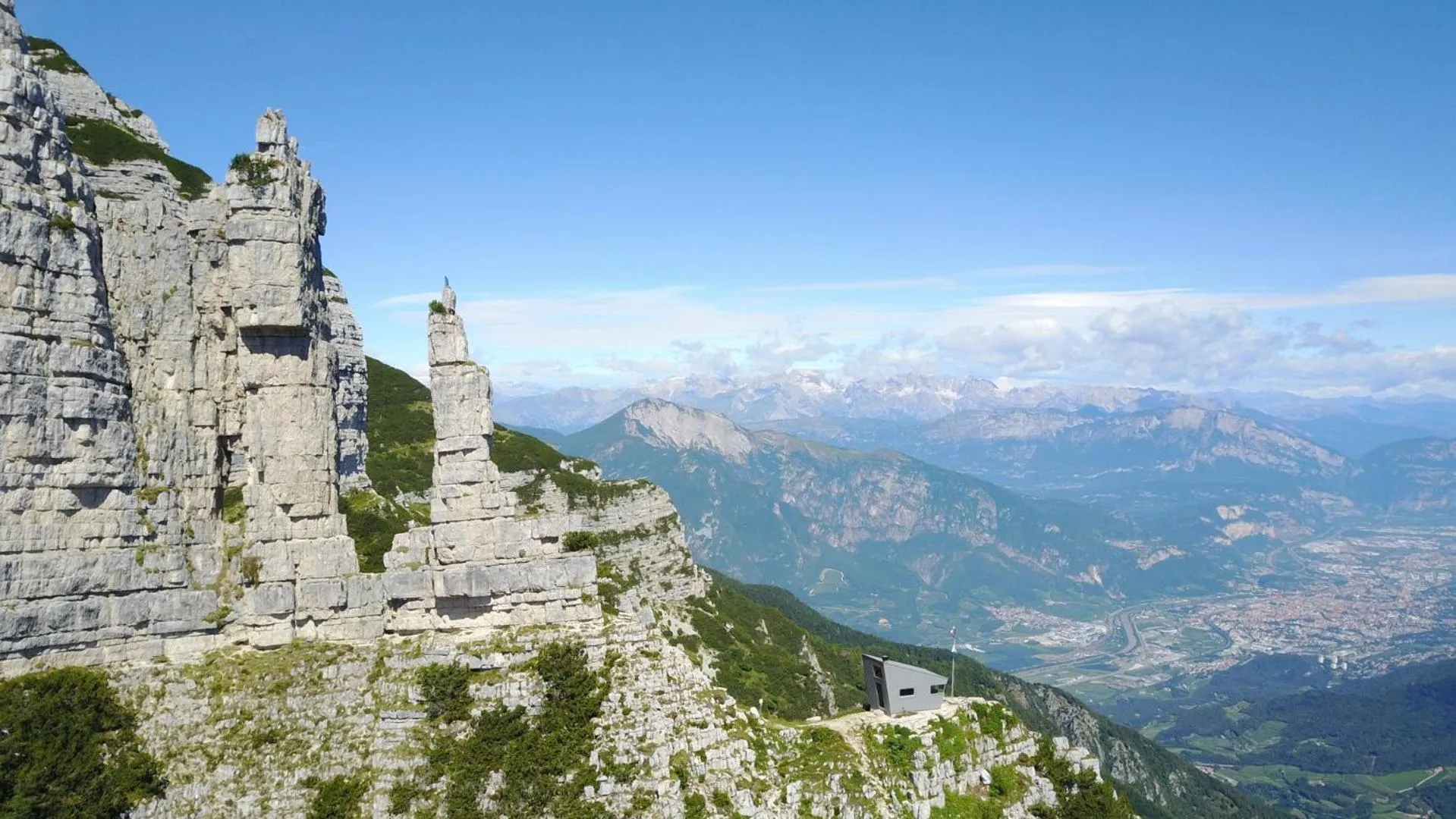 Hiking in Al Pian Garnì - B&B & Pizza