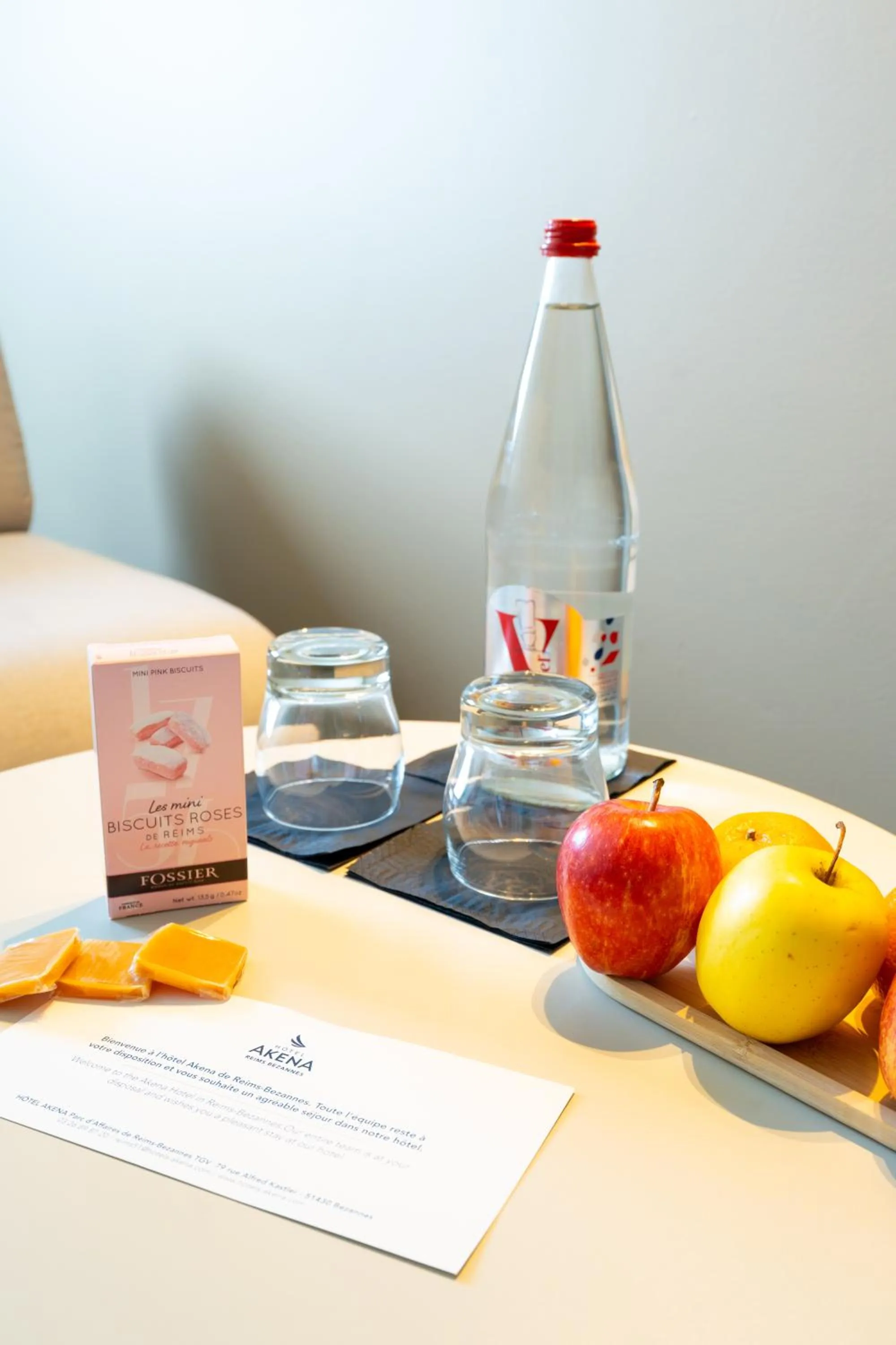 Food and drinks in Hôtel Akena Reims Bezannes