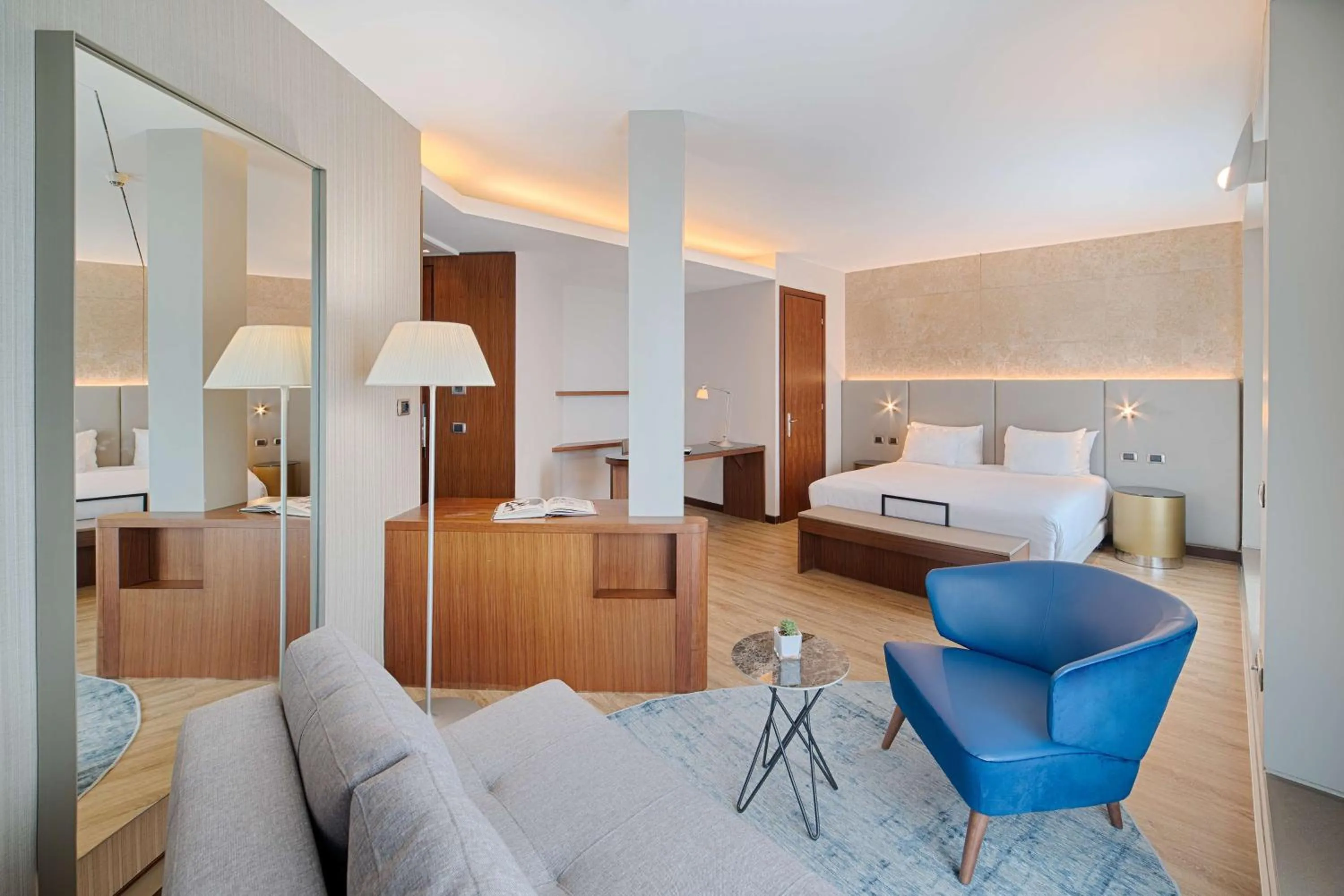 Photo of the whole room, Bed in NH Bologna De La Gare