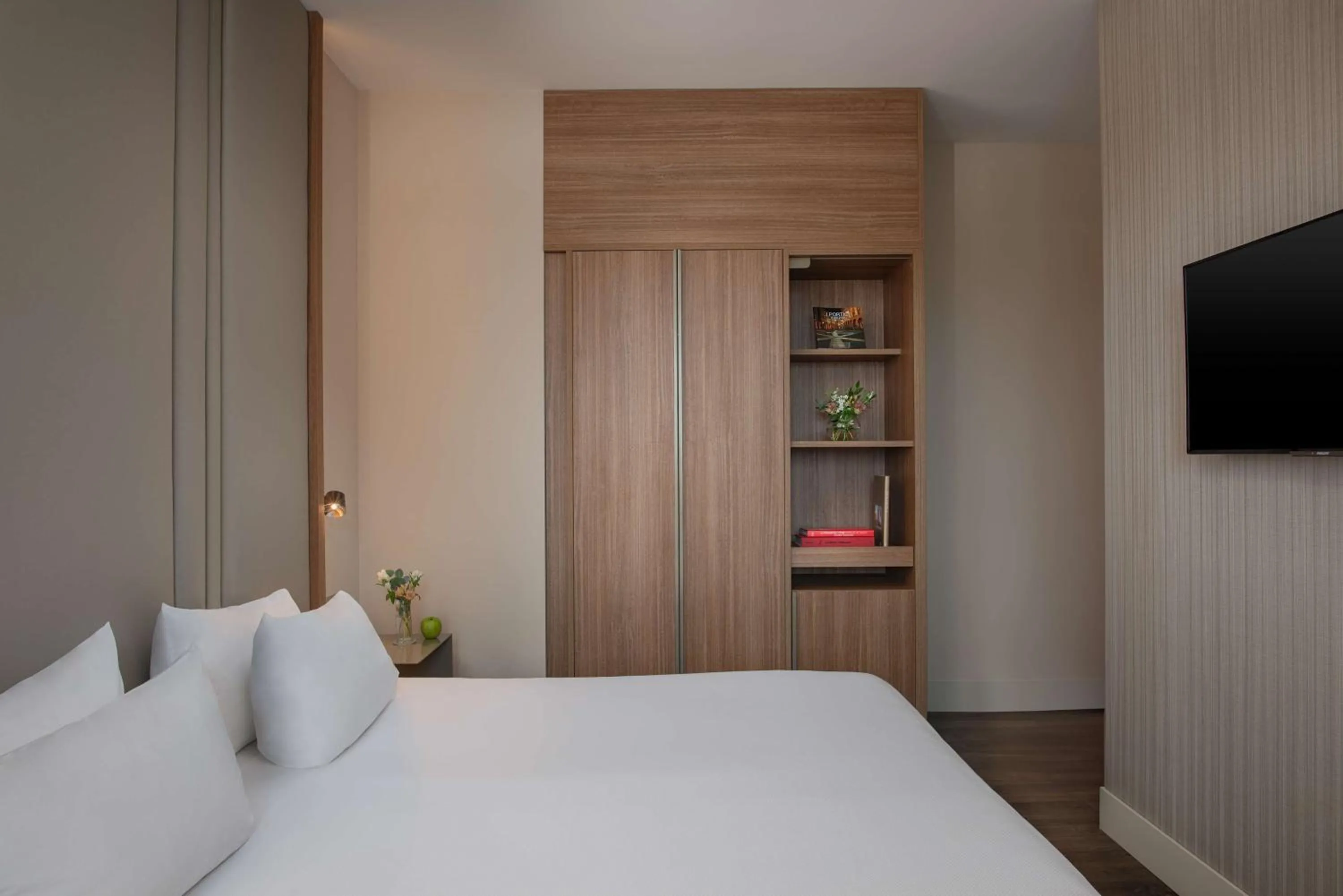 Bedroom, Bed in NH Bologna De La Gare