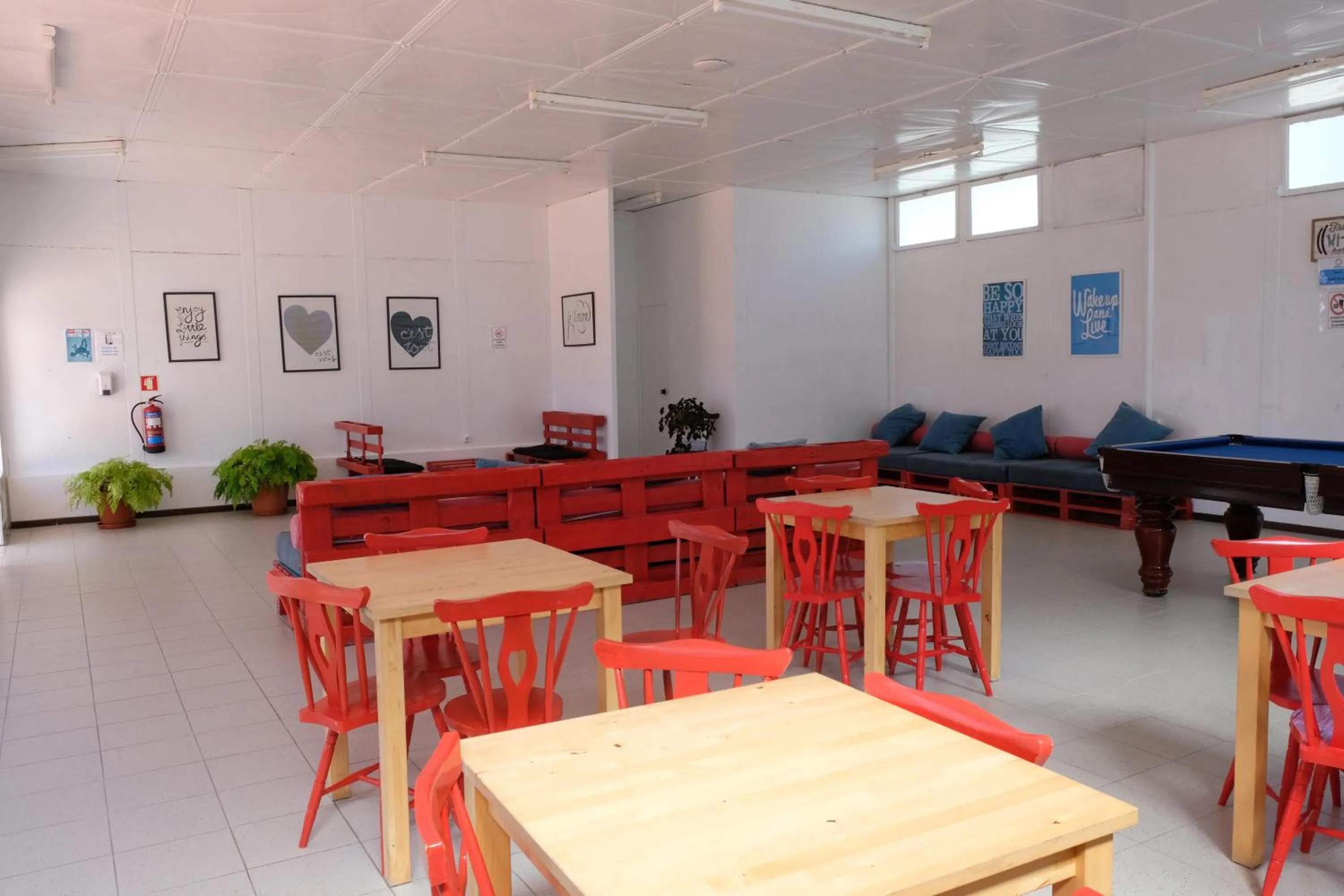 Communal lounge/ TV room in Parque De Campismo Orbitur Sao Pedro De Moel