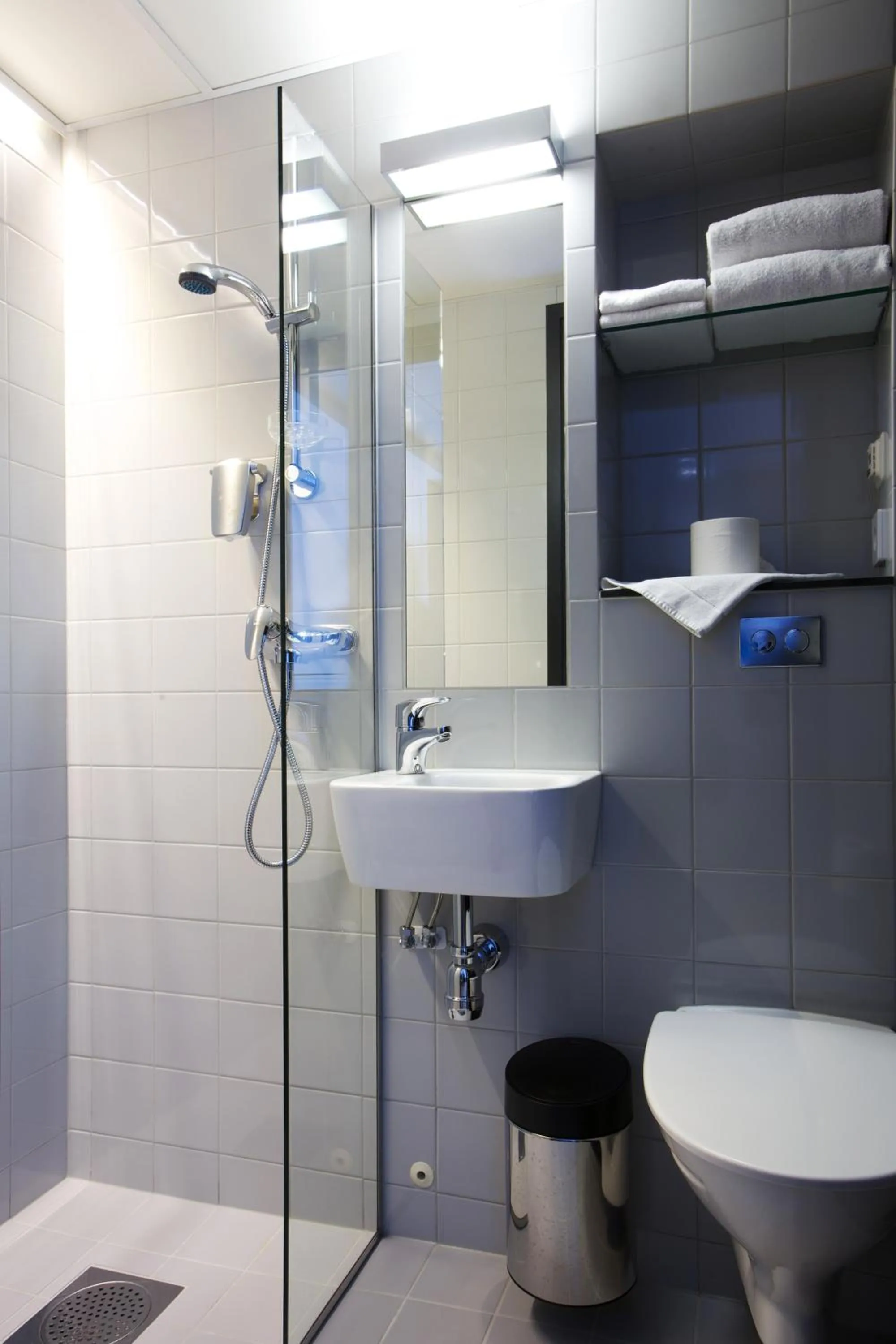 Bathroom in Comfort Hotel City