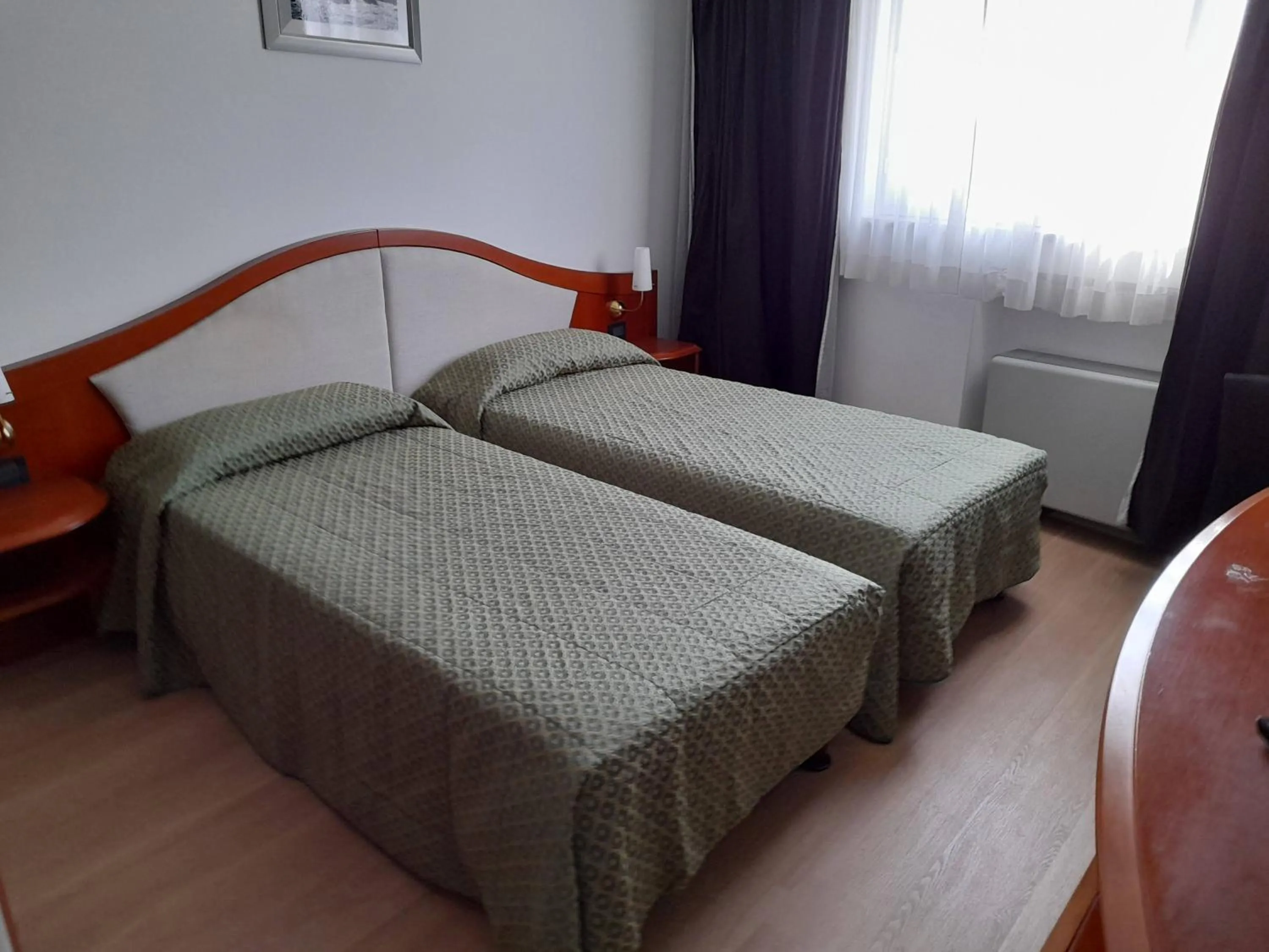 Bedroom, Bed in Hotel Donizetti