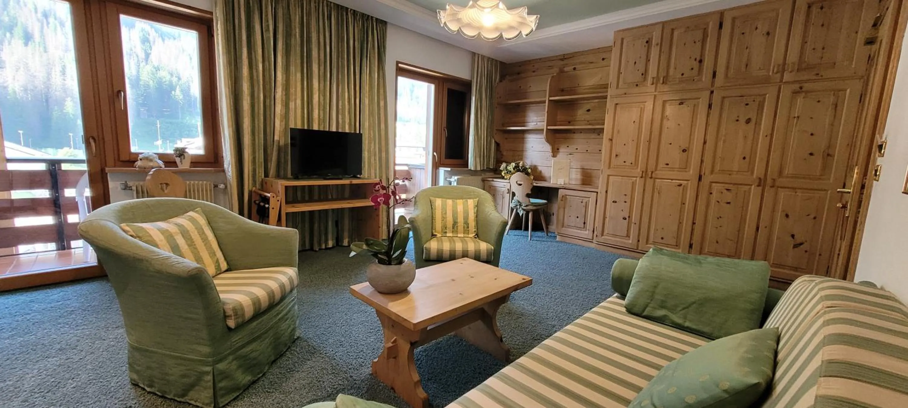 TV and multimedia in Hotel Garni Royal