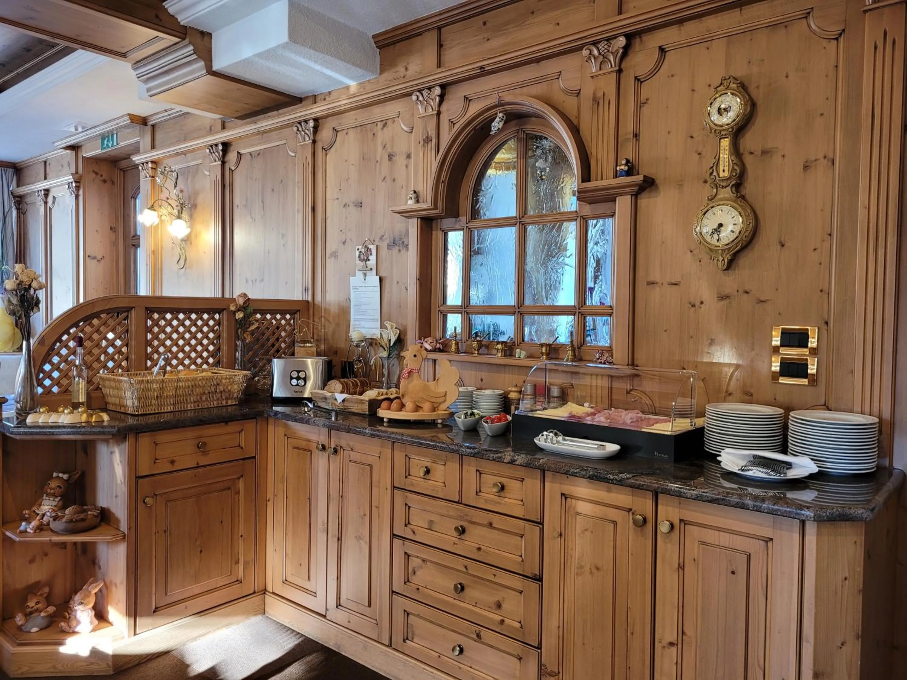 Breakfast in Hotel Garni Royal