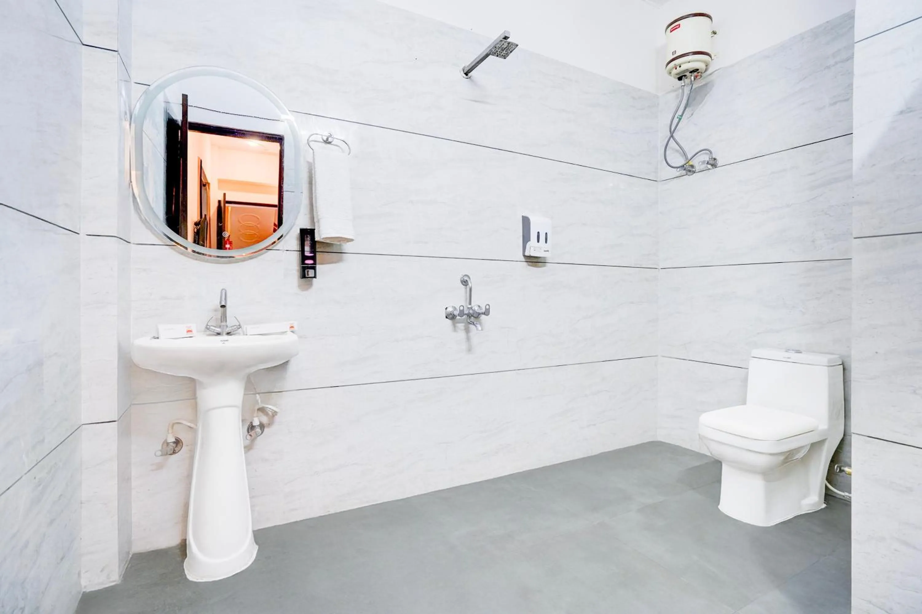 Shower in Hotel Stiltstay