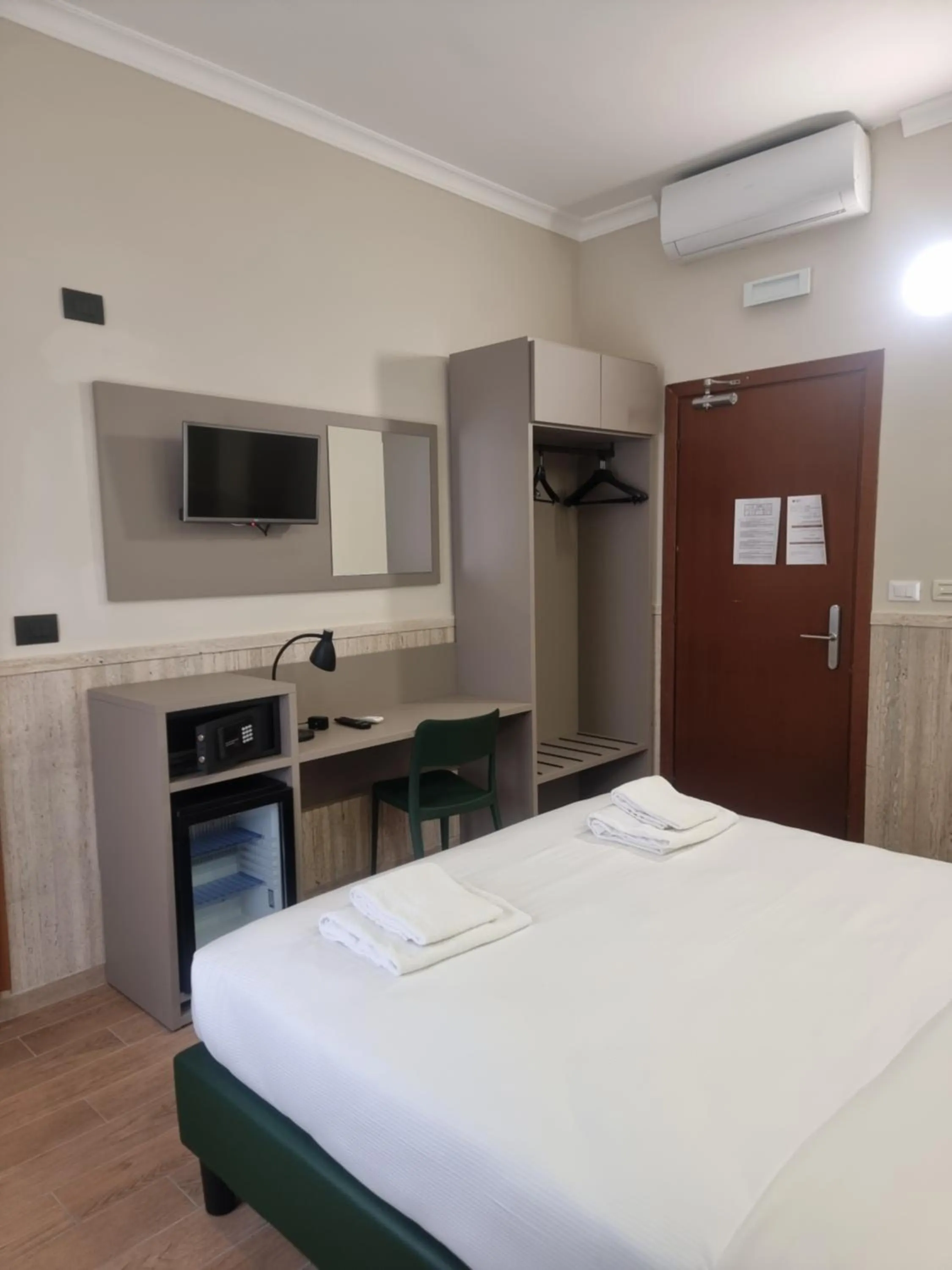 Bed in Hotel Pyramid