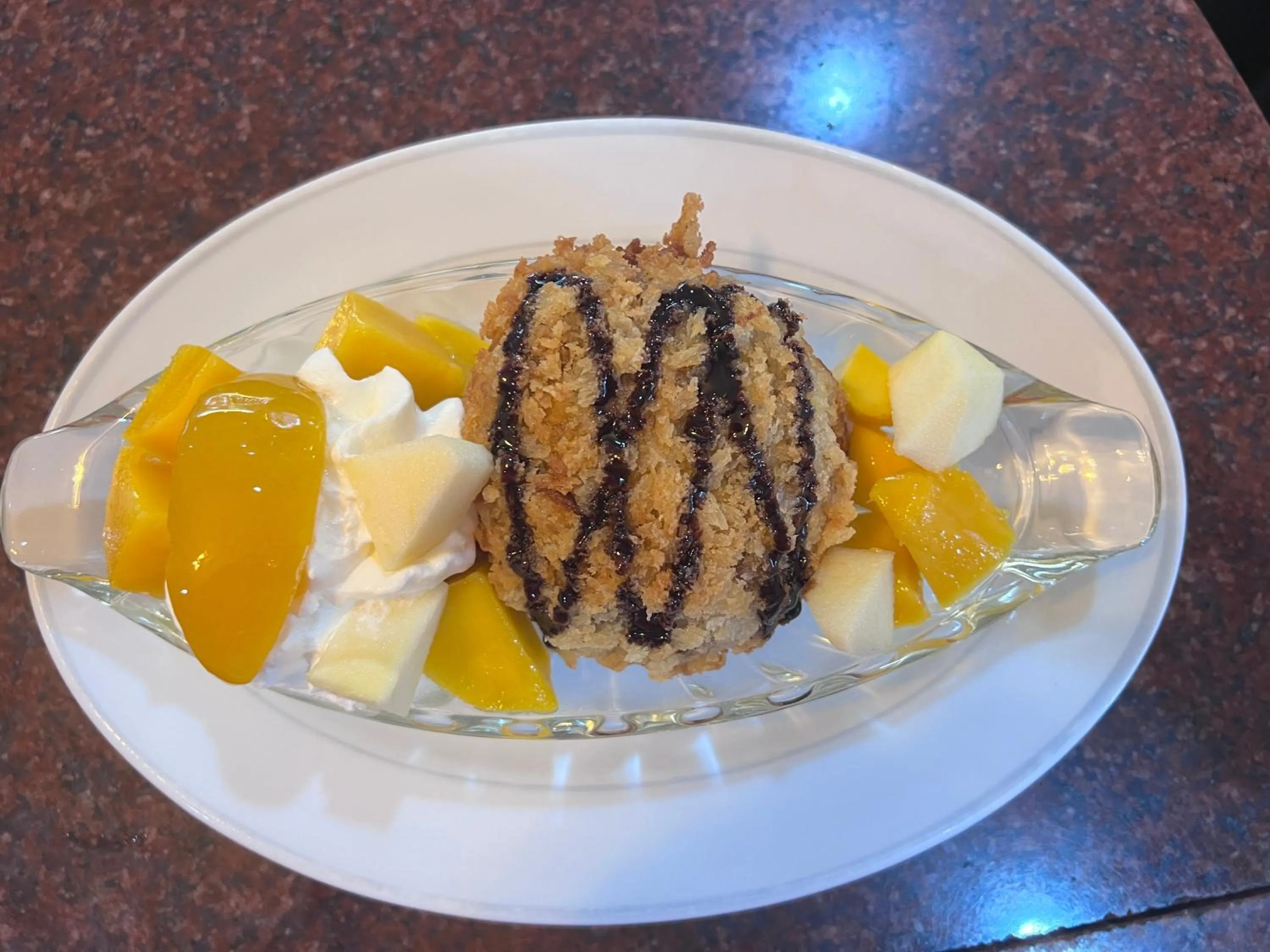 Restaurant/places to eat in Nanai 2 Residence Patong Phuket