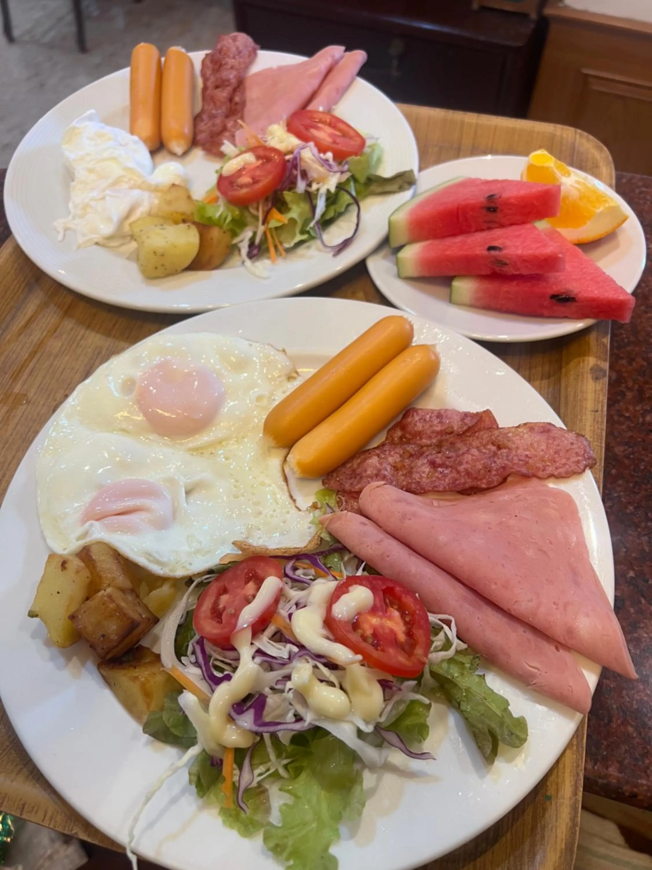 Food and drinks in Nanai 2 Residence Patong Phuket