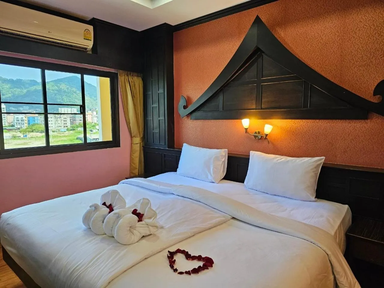 Bed in Nanai 2 Residence Patong Phuket