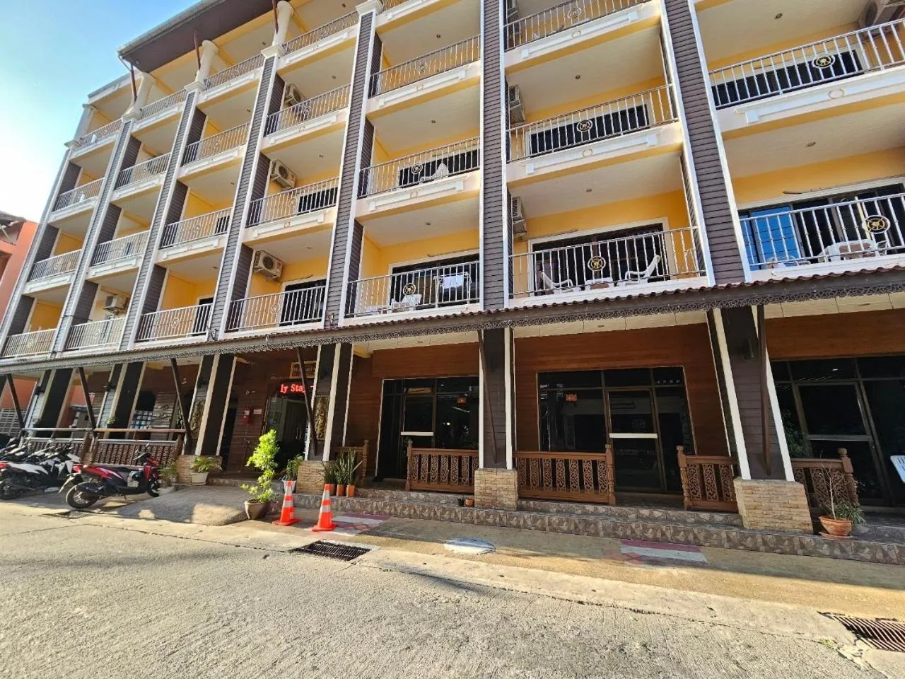 Property building in Nanai 2 Residence Patong Phuket