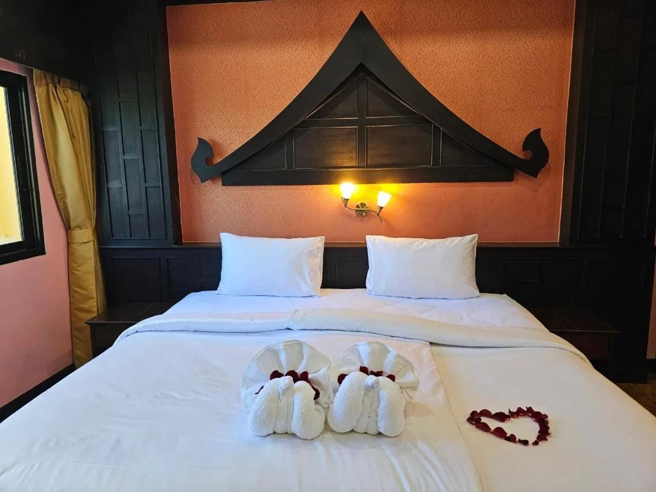 Bed in Nanai 2 Residence Patong Phuket