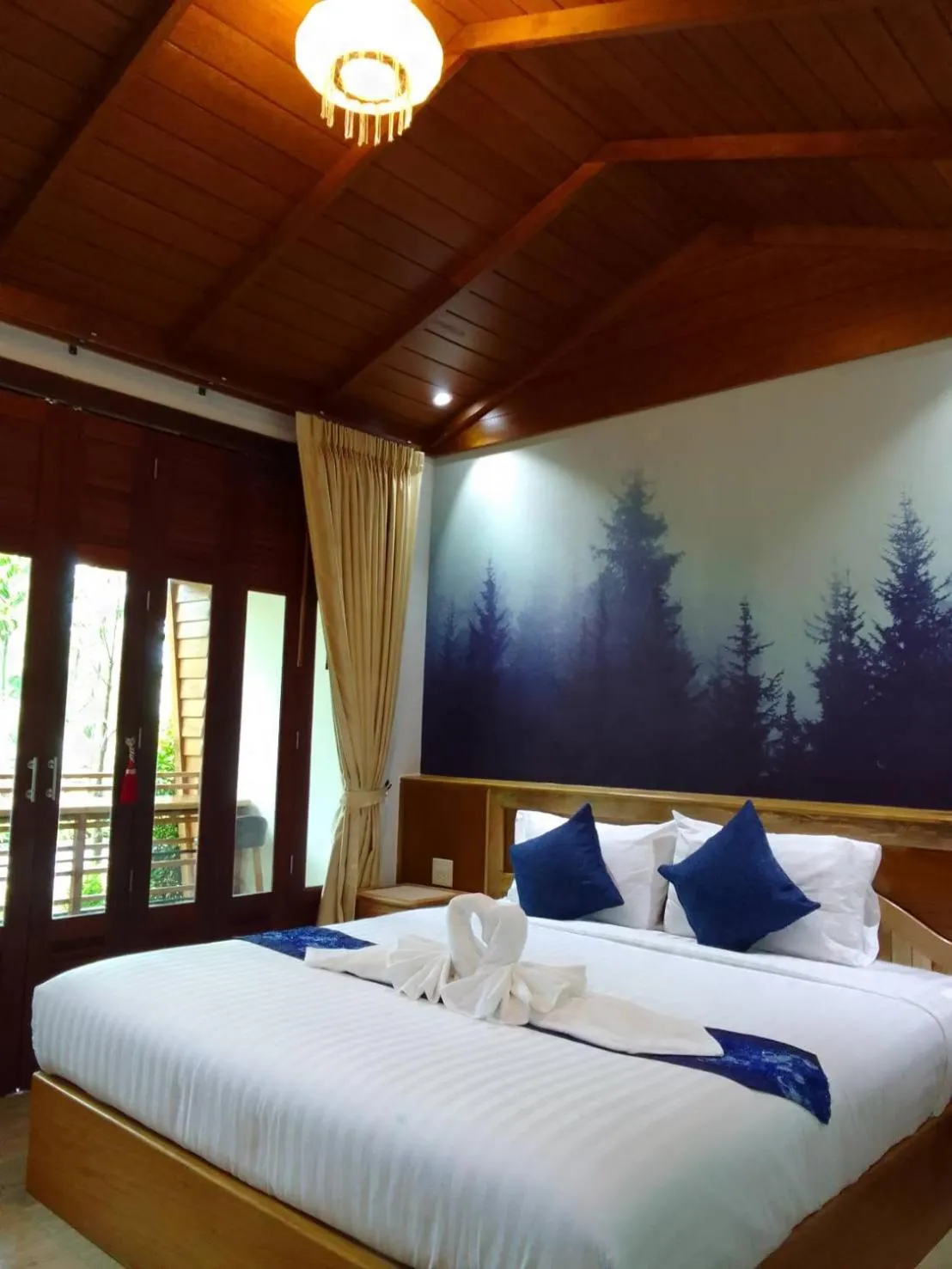 Bed in Merry Spa & Resort