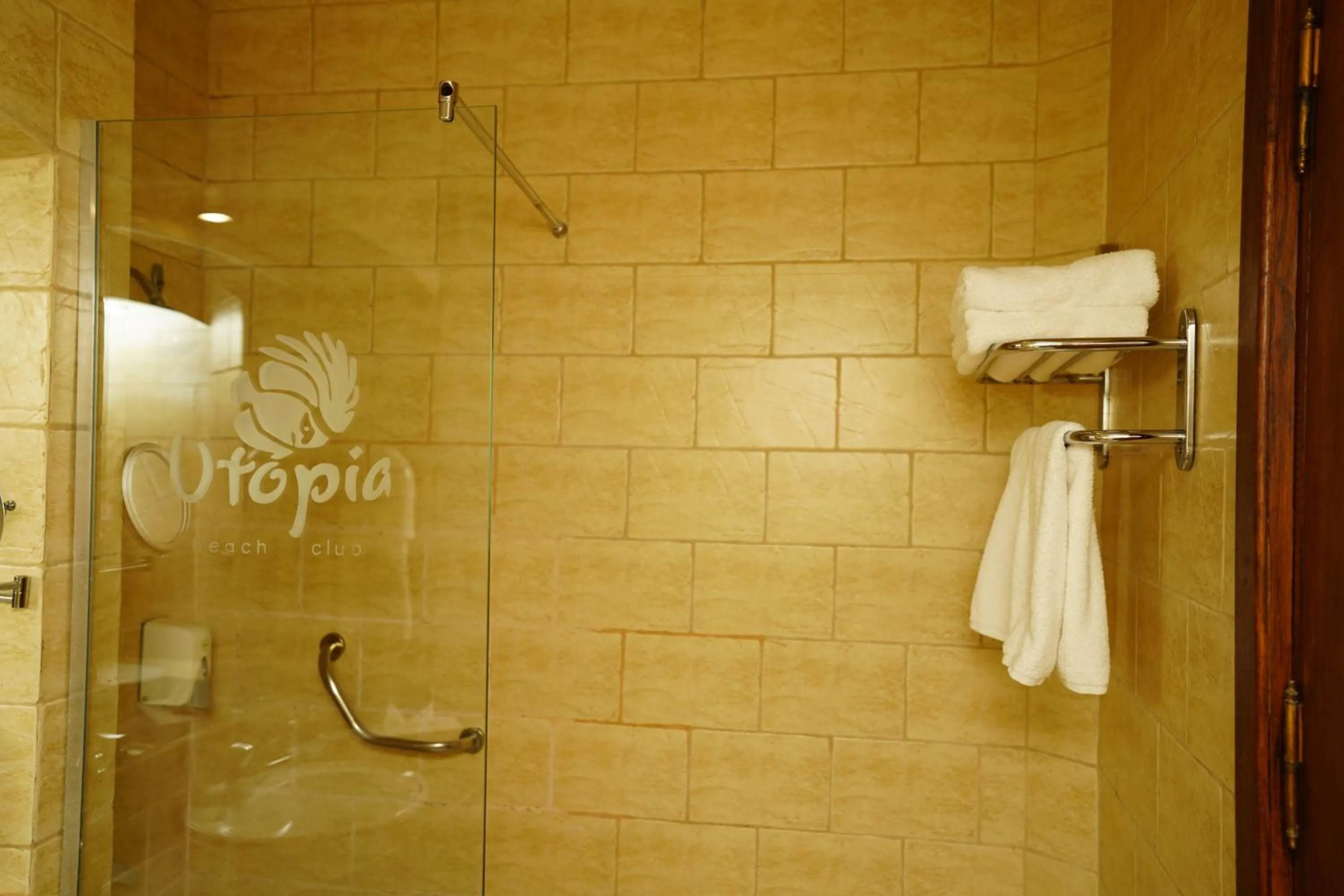 Bathroom in Utopia Beach Club