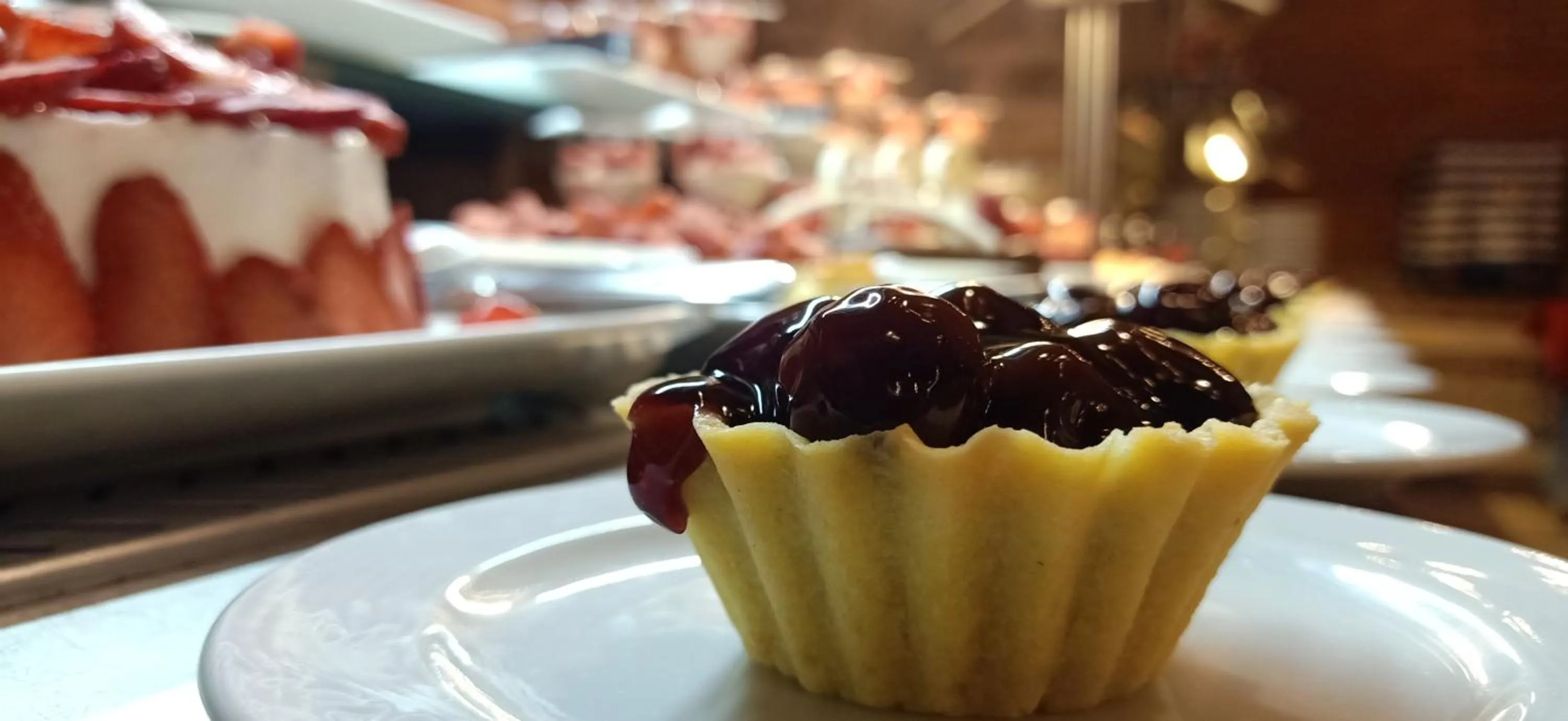 Food and drinks in Utopia Beach Club