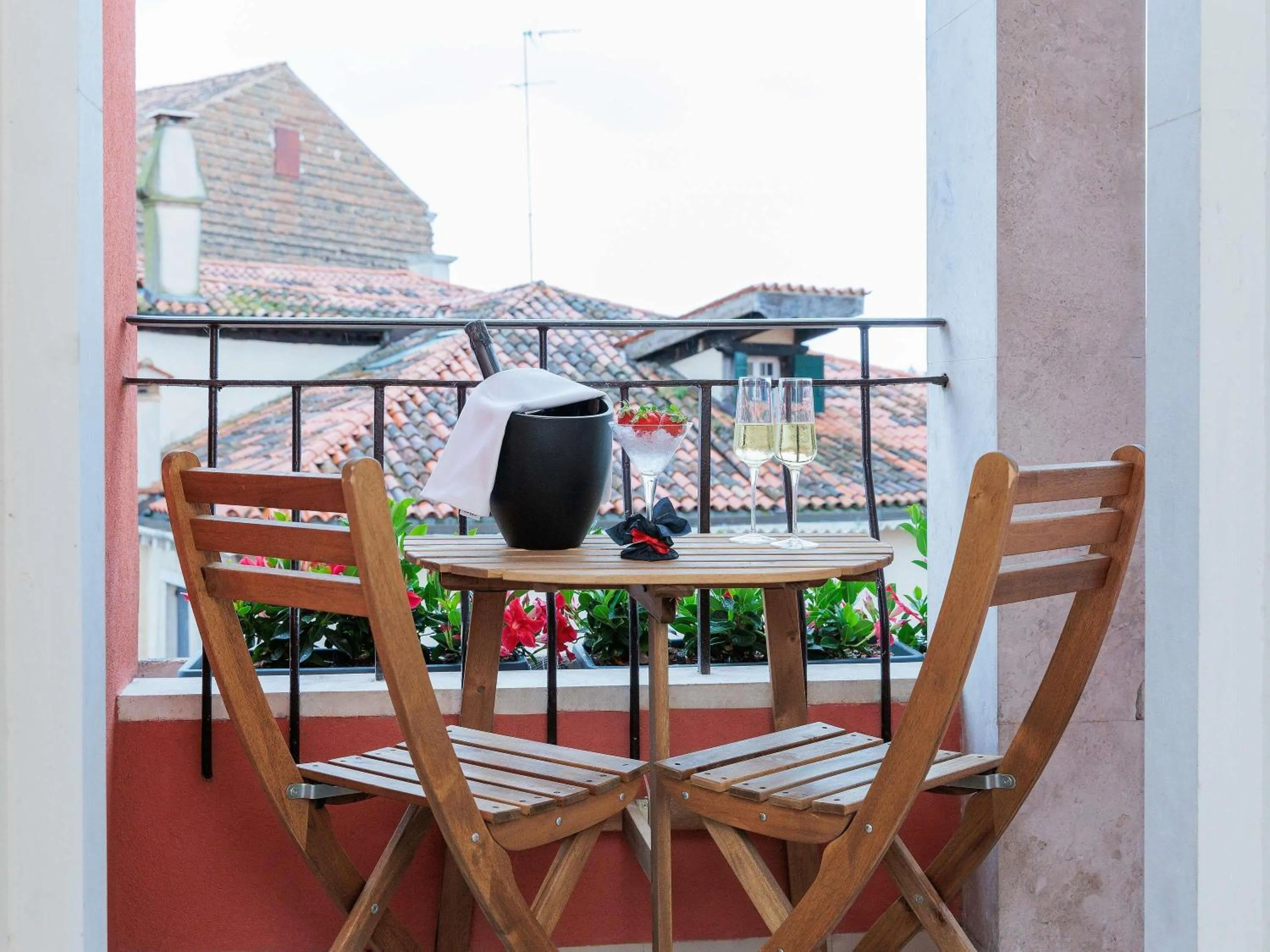Bedroom in Papadopoli Hotel Venezia - MGallery Collection