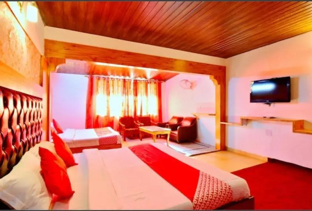 Quadruple Room with Mountain View in Hotel River INN Quadruple Room with Mountain View in Hotel River INN